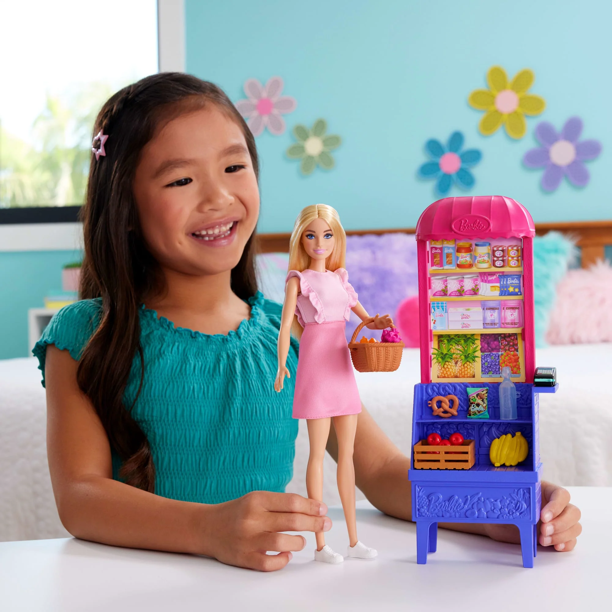 Barbie And Teresa Recipe For Friendship, Σετ Με Κούκλα Και 11 Αξεσουάρ - Image 2