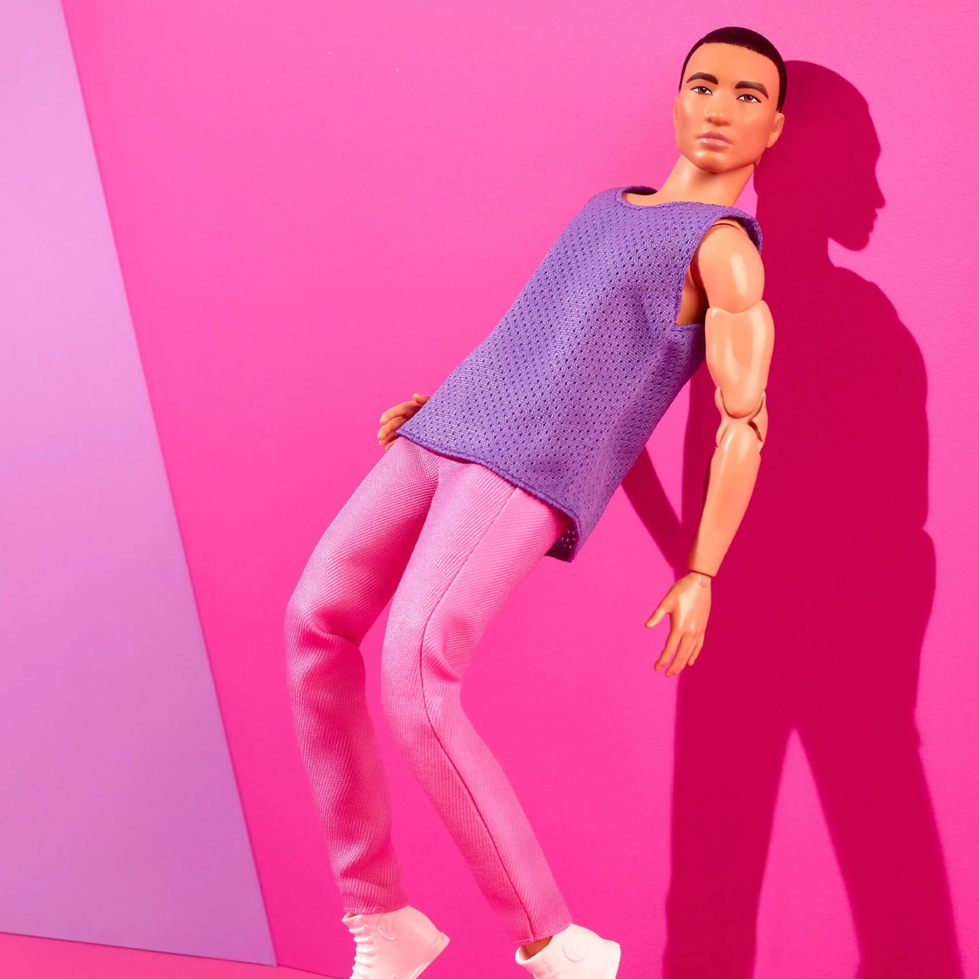 Barbie - Barbie Ken Barbie Looks Cheveux Bruns Tenue Color Block - Poupée Mannequin - 3 Ans Et + - Image 12