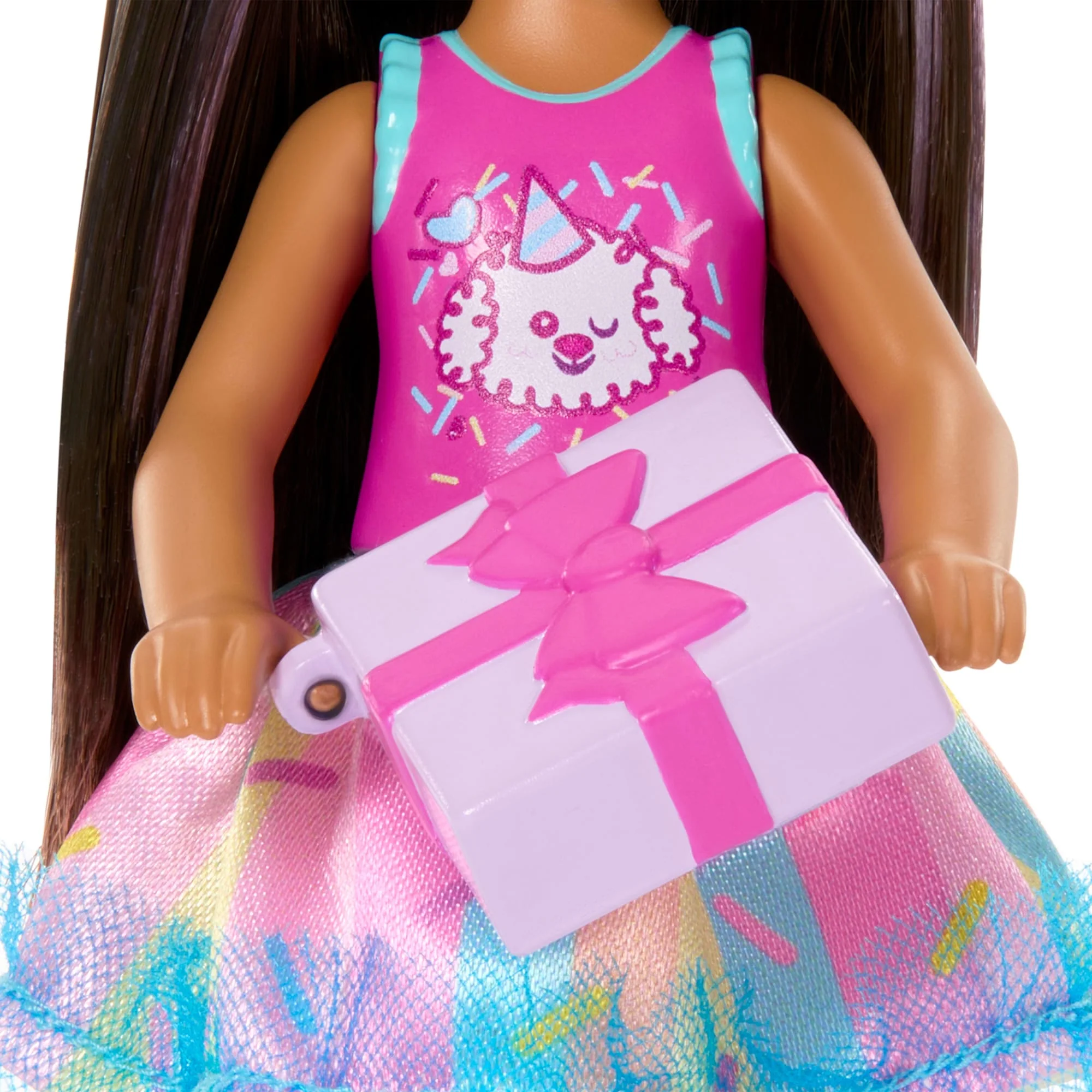 Muñeca Pequeña Del Club Chelsea De Barbie De 15,24Cm Con Temática De Cumpleaños, Pelo Castaño Con Mechas Moradas Y Accesorios De Fiesta - Image 3