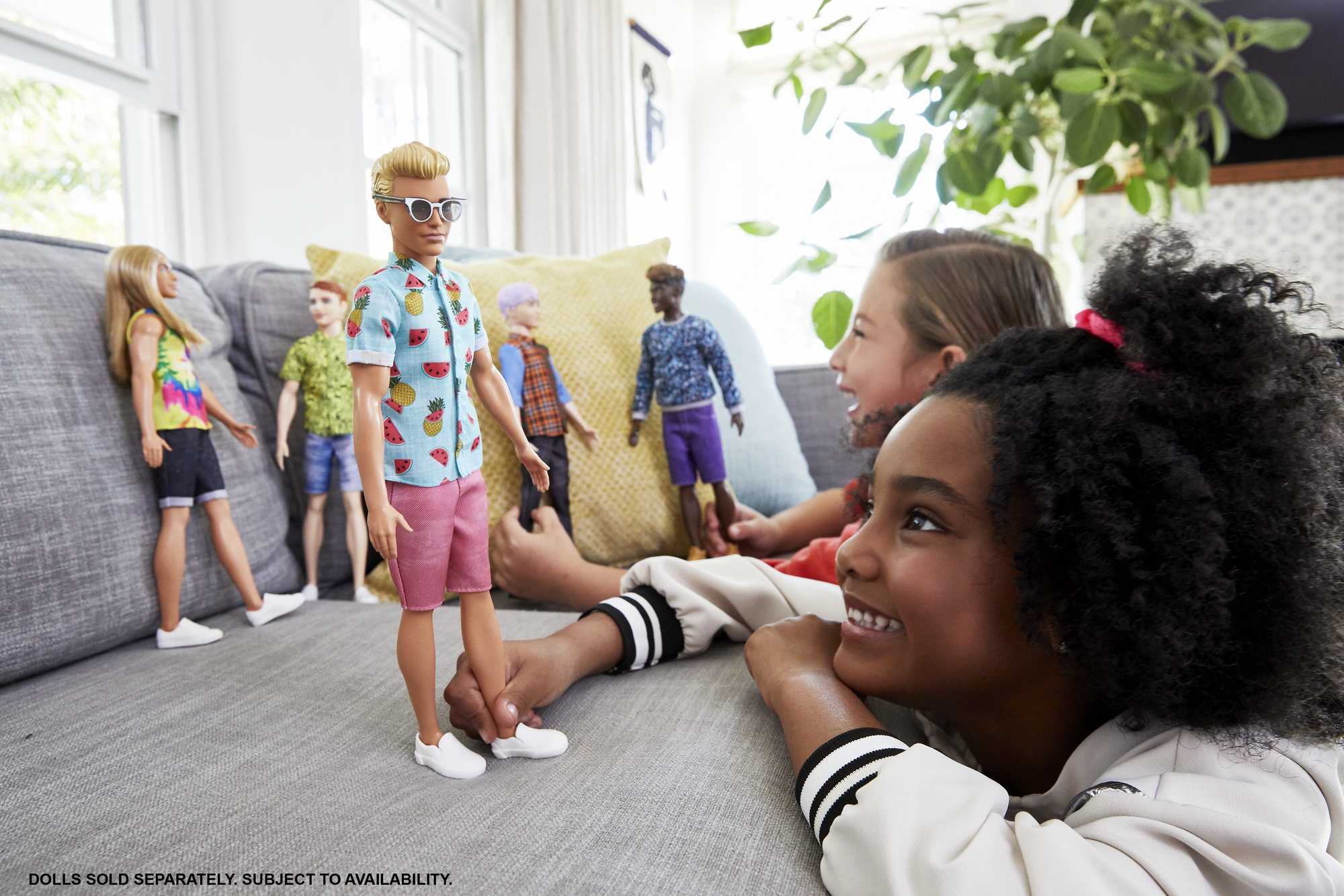 Barbie Ken Fashionistas Puppe Im Shirt Mit Früchteprint, Anziehpuppe - Image 2