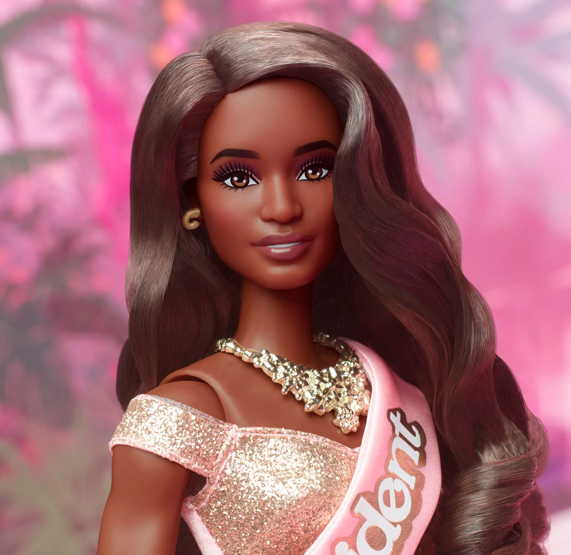 Barbie Le Film-Poupée Barbie Présidente En Robe Rose Et Dorée - Image 3