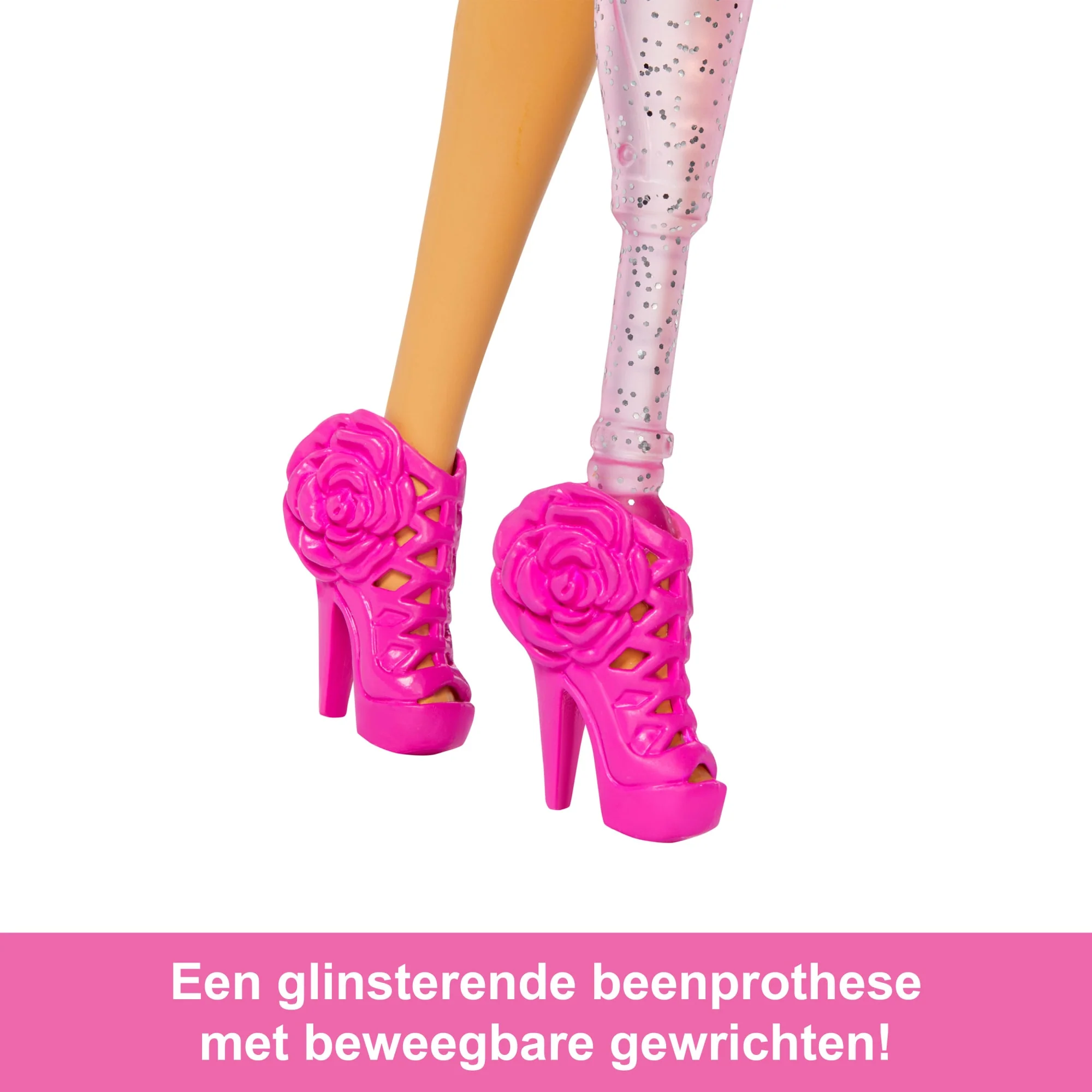 Barbie Luxe Stijl Nr. 2 Pop in Roze Barbiecore Set Met Topje En Rok, Zwart Haar En Beenprothese - Image 3