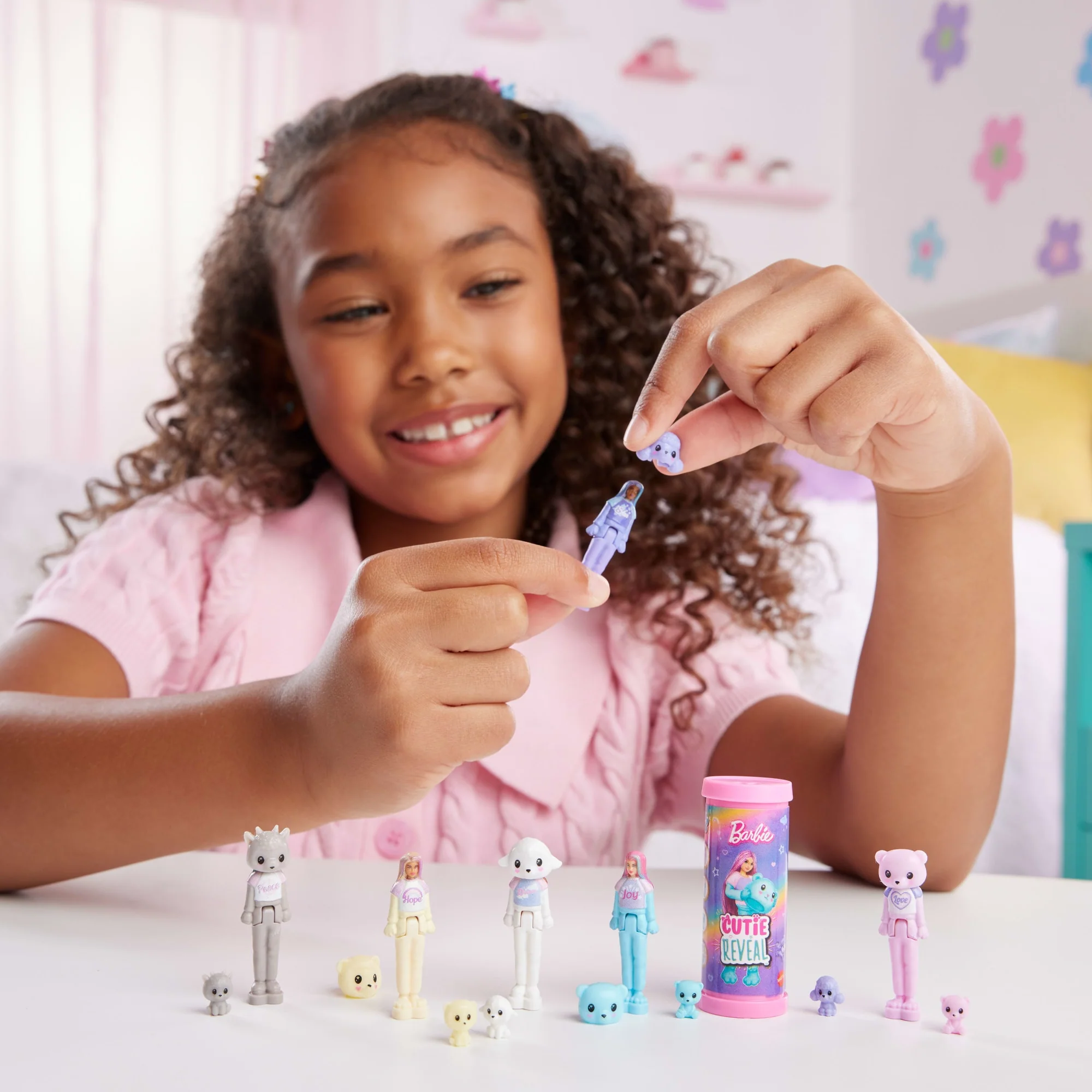 Barbie Mini Barbieland Cutie Reveal Bebek Ve Hayvan Figürleri, 4 Cm'Lik Pijama Partisi Serisi (Stiller Çeşitlilik Gösterebilir) - Image 2