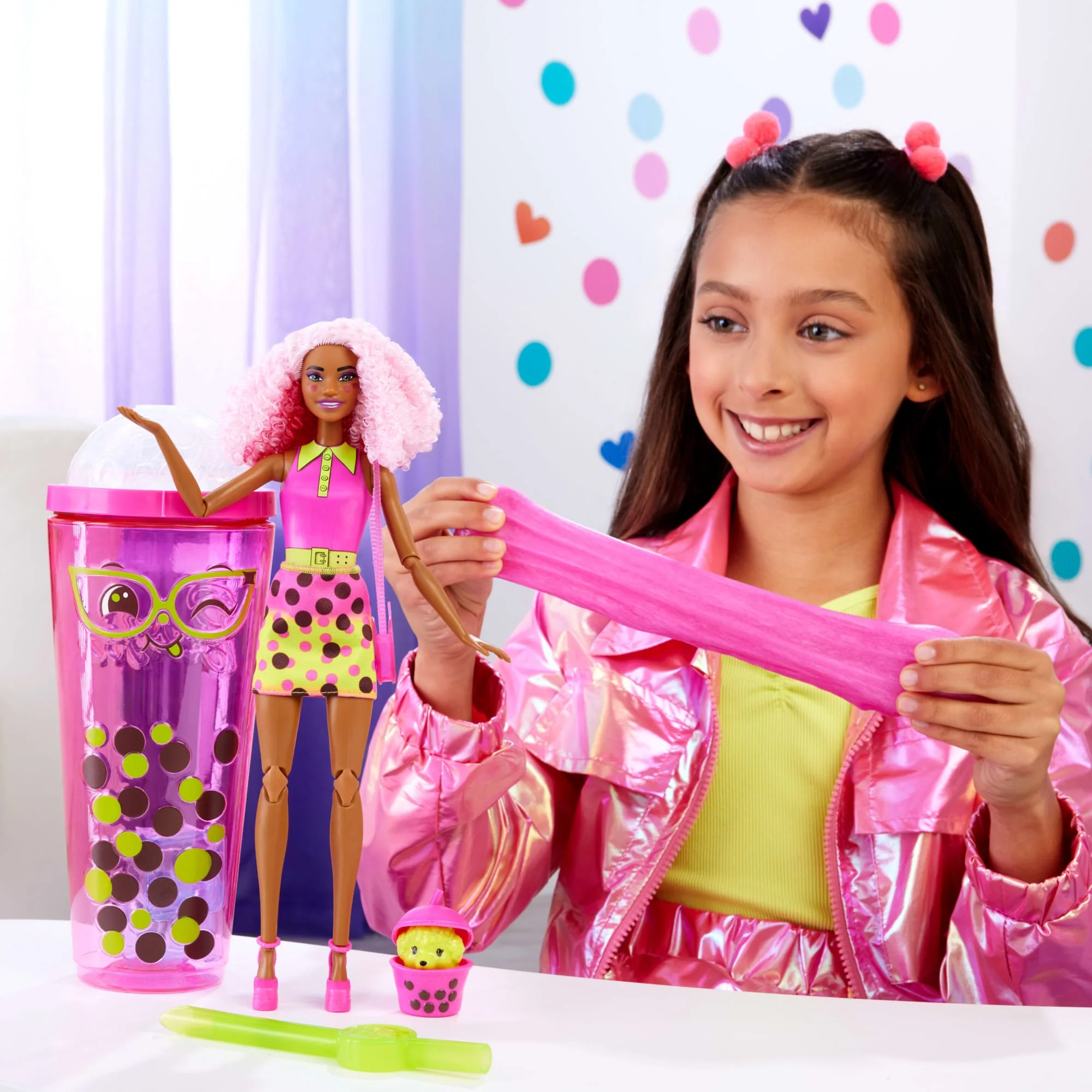 Conjunto De Muñeca Y Accesorios De La Colección Té De Burbujas De Barbie Pop Reveal Con Muñeca De Moda Con Aroma A Frutos Rojos - Image 2
