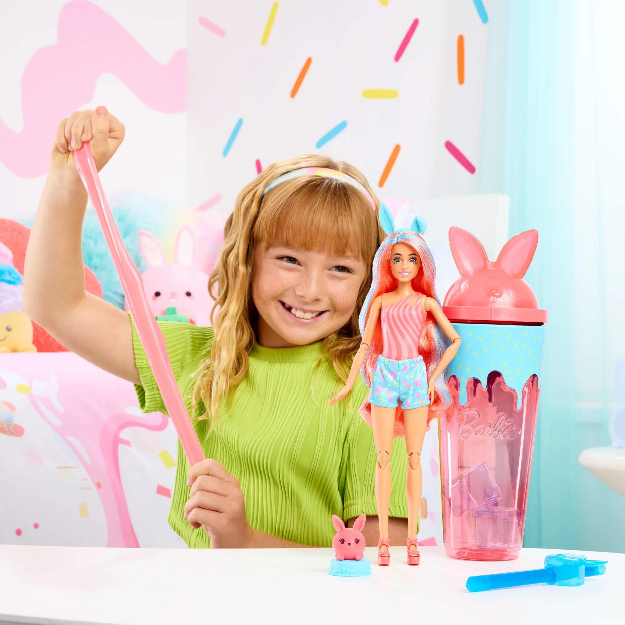 Barbie Pop Reveal Shakes Serisi Bebek Ve Aksesuar Seti, Kokulu Ve Sevimli Kedicik Temalı Bebek - Image 2
