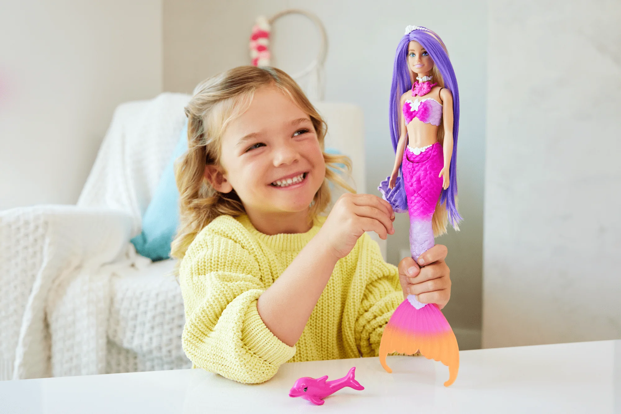 Barbie Malibu“ Meerjungfrau-Puppe Mit Farbwechseleffekt, Delfin Und Accessoires - Image 2