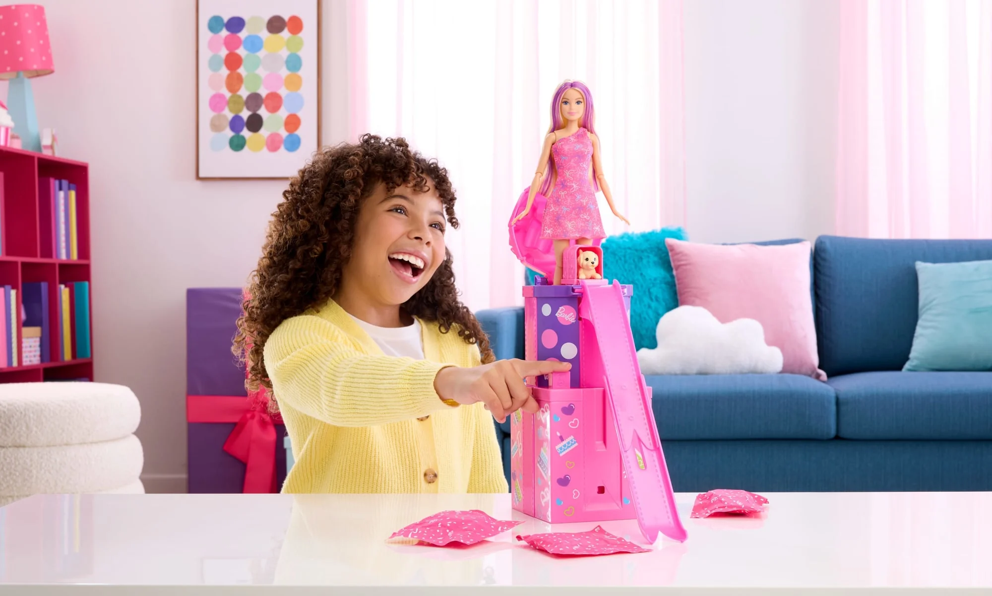Muñeca Y Accesorios De La Serie Cumpleaños De Mascotas De Barbie Rise & Surprise Con Tobogán Y Sorpresas (Los Estilos Pueden Variar) - Image 2