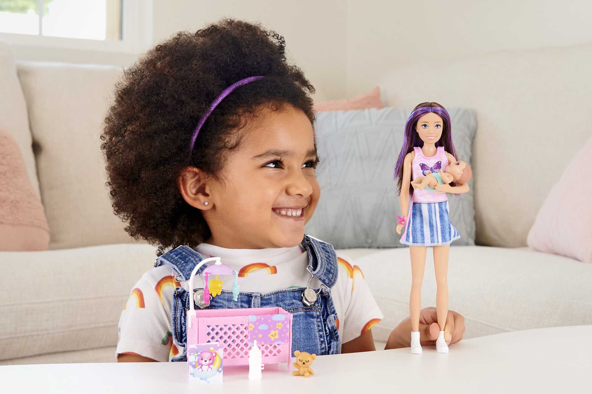 Barbie Skipper Bebek Bakıcısı Oyun Seti, Skipper Bebek, Uykulu Bebek Figürü, Beşik Ve Aksesuarlar - Image 2