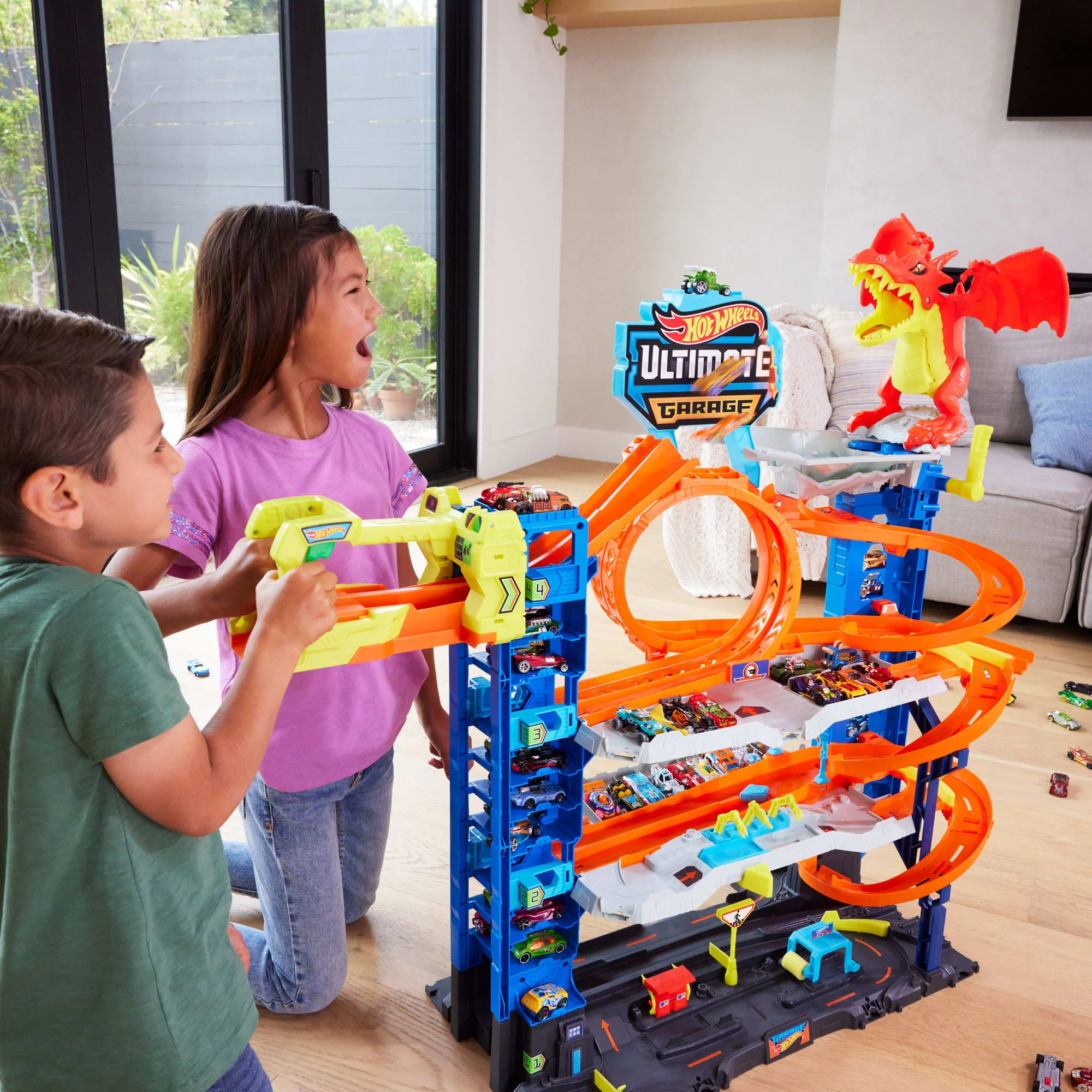 Conjunto De Juego MEGAgaraje Ultimate Garage De Hot Wheels City Con 2 Coches Metálicos, Almacenamiento Para Más De 50 Coches - Image 2