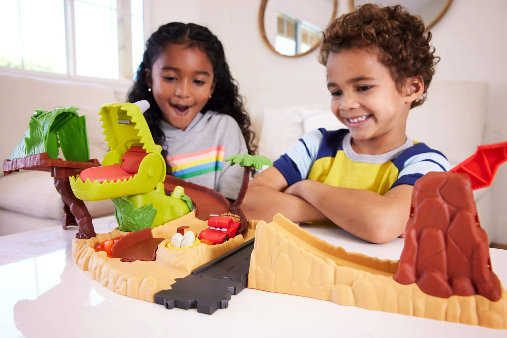 Disney And Pixar Cars On The Road Dino Playground Playset - Image 2