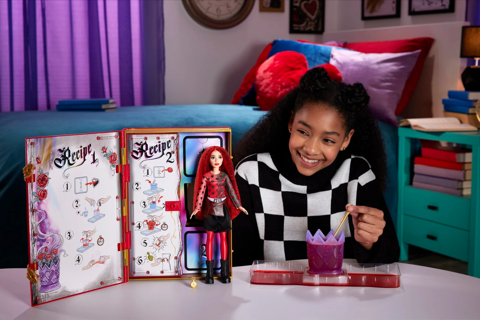 Libro De Cocina Para Hechiceros De La Película De Disney “Descendants: The Rise Of Red”, Con Burbujeo, Slime Y Revelaciones Sorpresa - Image 2