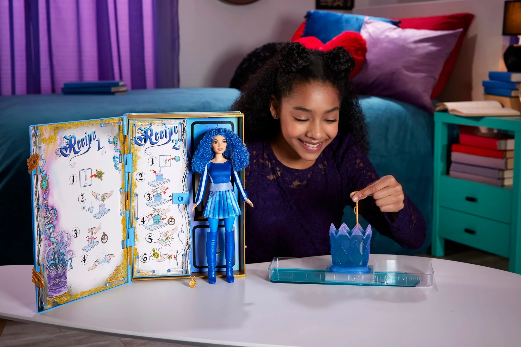 Libro De Cocina Para Hechiceros Y Muñeca De La Película De Disney “Descendants: The Rise Of Red”, Con Burbujeo, Slime Y Revelaciones Sorpresa - Image 2