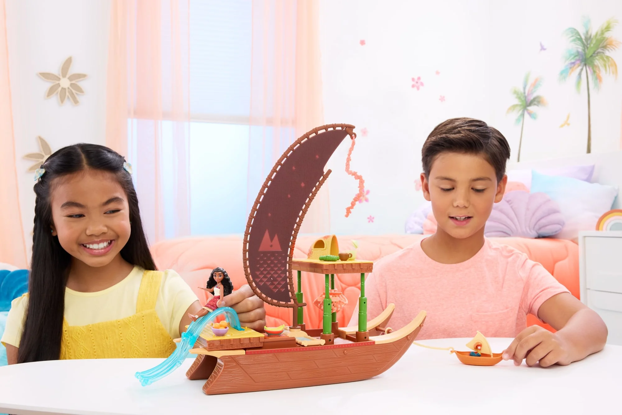 Disney Moana 2 Toys, Moana's Adventure Canoe Playset With 1 Small Doll, 1 Canoe & 10 Accessories - Image 2