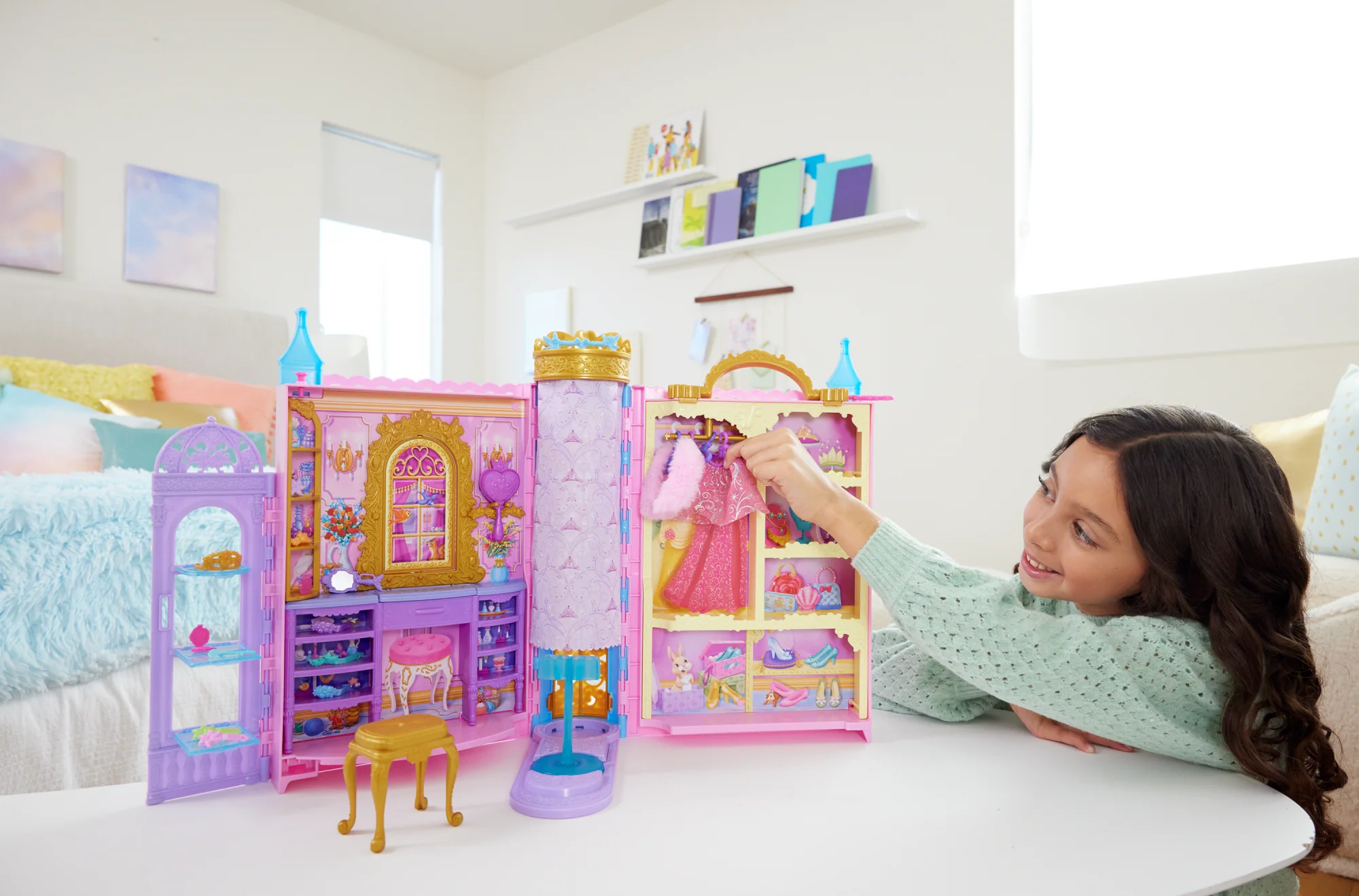 Disney Prinses Klaar Voor Het Bal, Kast Met Outfits, Accessoires En Opbergruimte, Geopend 61 Cm Breed - Image 2