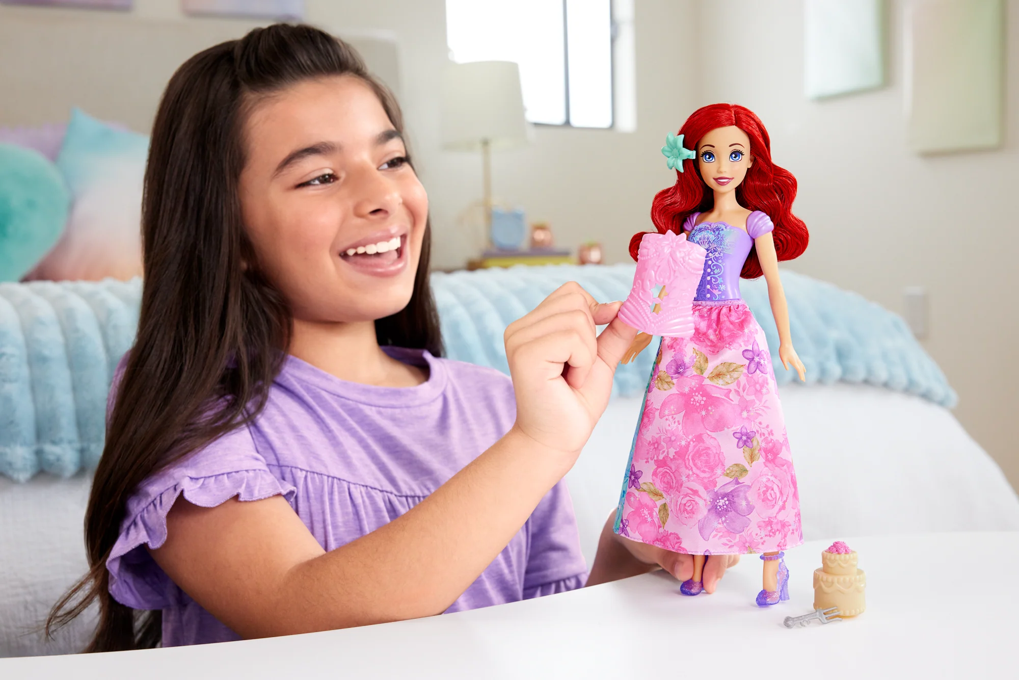 Disney Prinzessin Spin & Reveal Arielle-Modepuppe Und Accessoires Mit 11 Überraschungen - Image 2