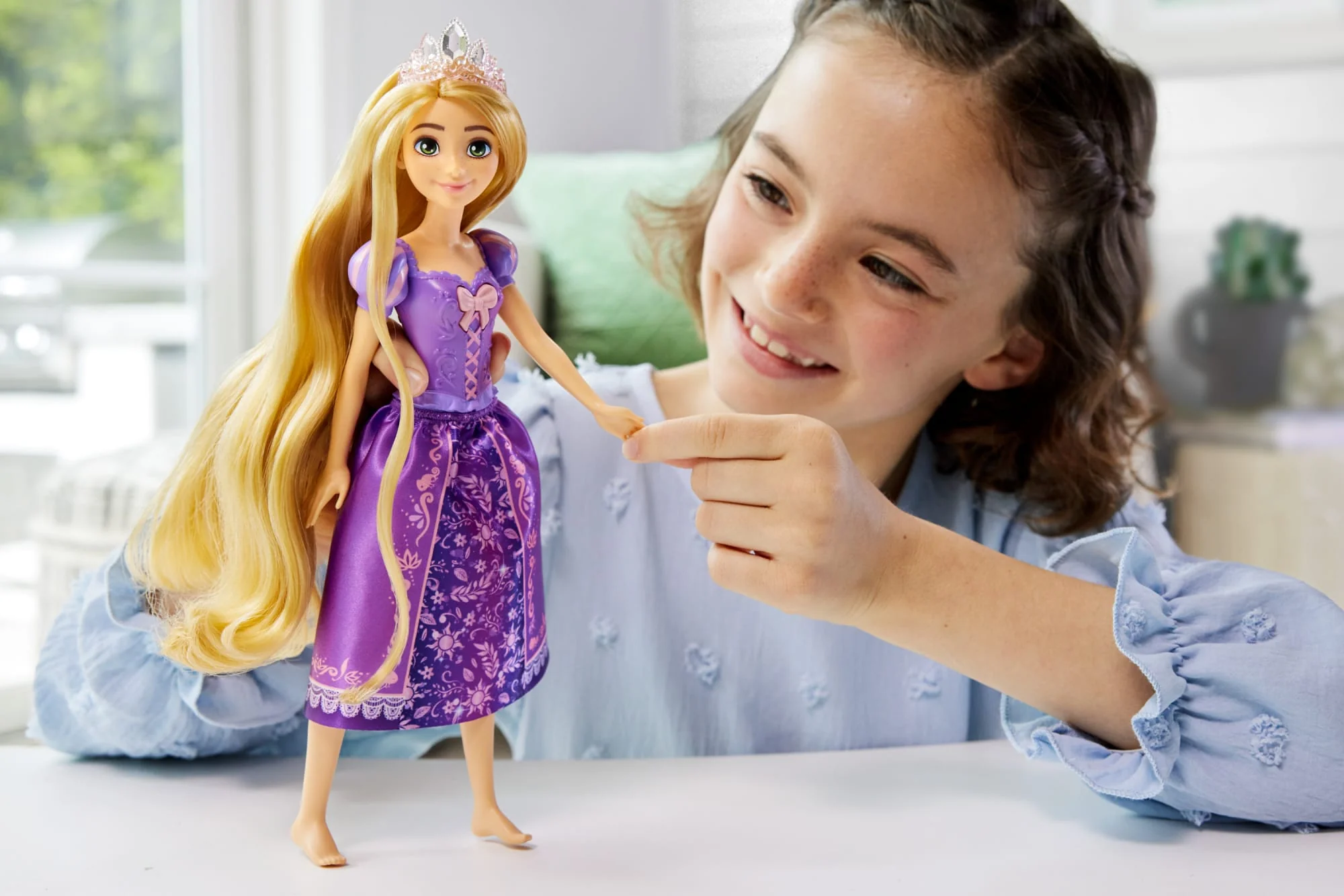 Disney Princesses - Raiponce Poupée Chantante - Figurine - 3 Ans Et + - Image 2