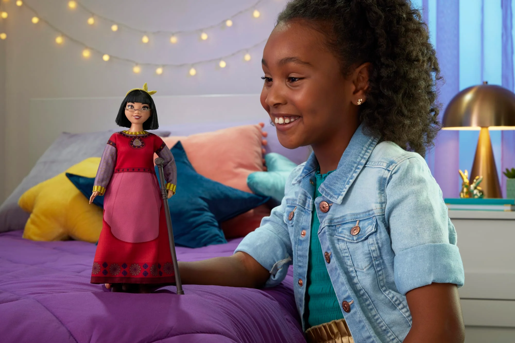 Disney Wish Dahlia Of Rosas Doll And Accessories, Posable Fashion Doll - Image 2