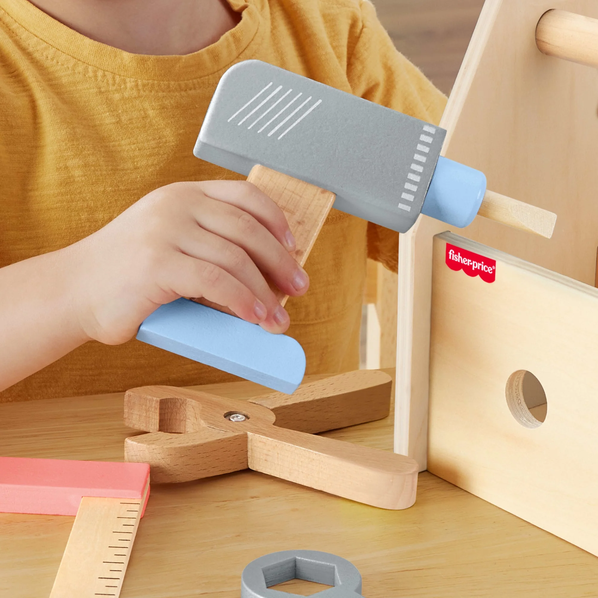 Fisher-Price Ξύλινη Θήκη Με Εργαλεία Παιχνίδι Μίμησης Για Παιδιά Προσχολικής Ηλικίας, 9 Ξύλινα Κομμάτια - Image 3