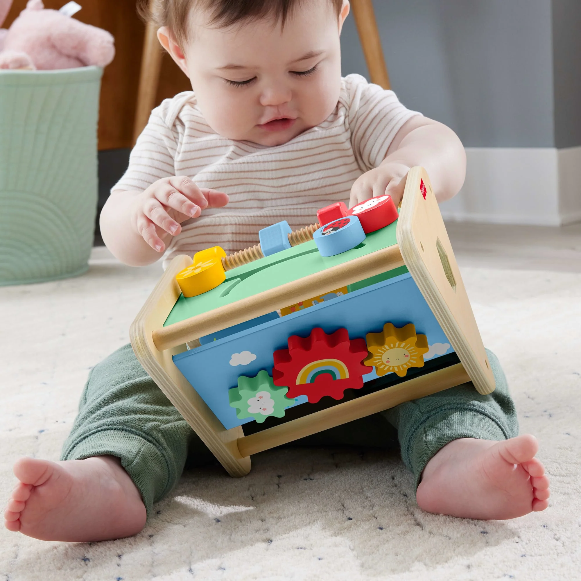 Fisher-Price Ξύλινο Τρίγωνο Δραστηριοτήτων, Παιχνίδι 2 Όψεων Για Μωρά, 1 Ξύλινο Κομμάτι - Image 2