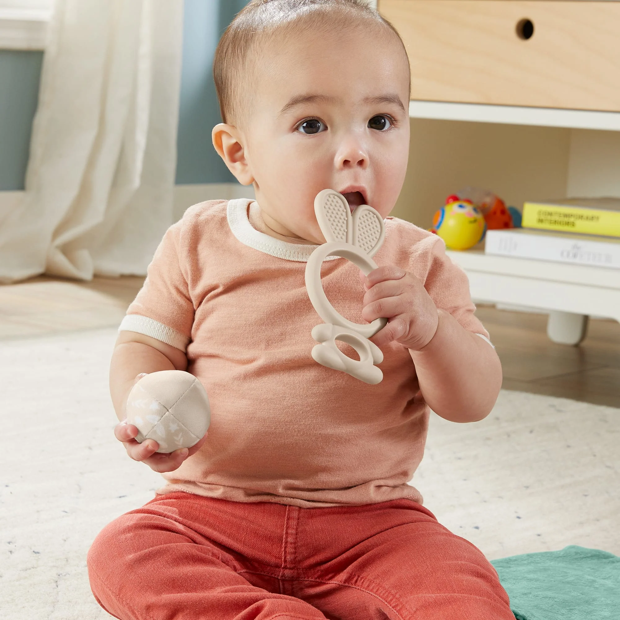 Fisher-Price Οι Πρώτες Του Αισθήσεις Σετ Με 4 Βρεφικά Παιχνίδια Για Τη Λεπτή Κινητικότητα - Image 3