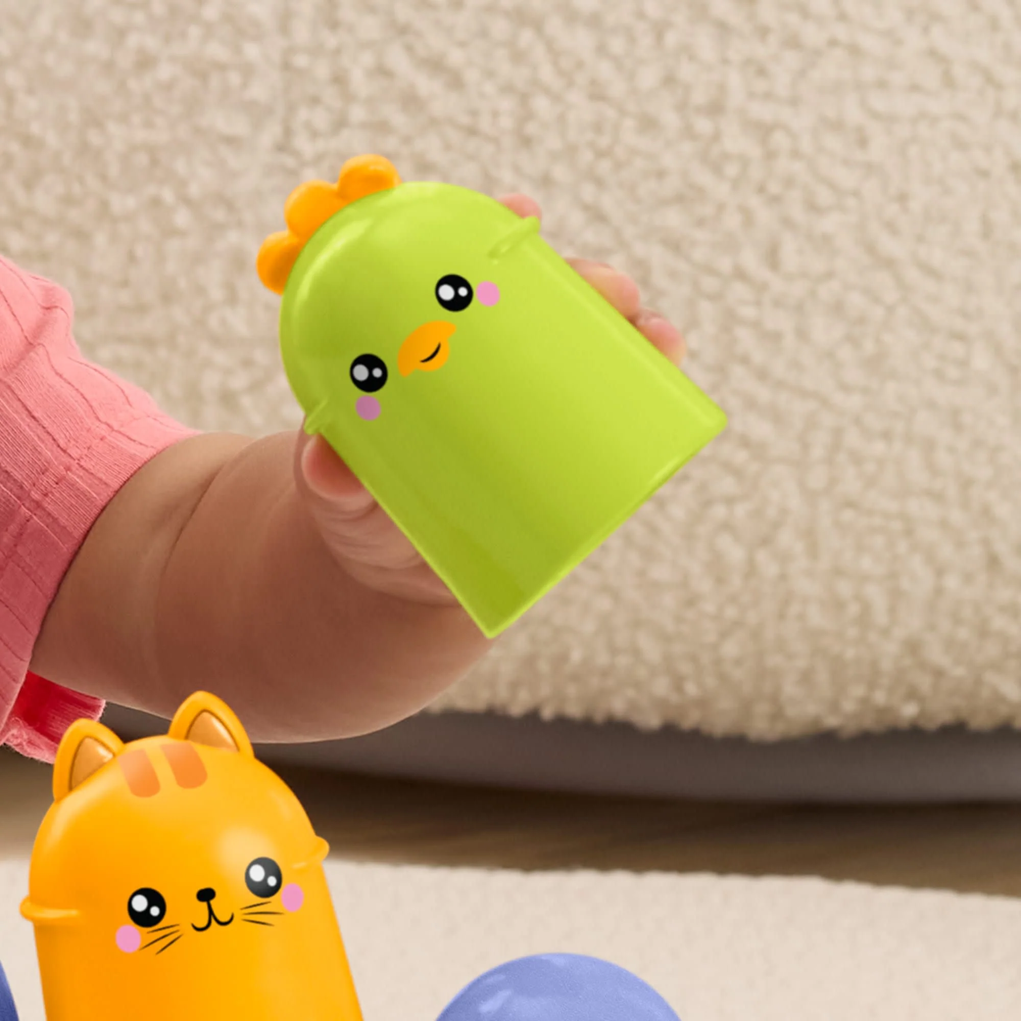 Fisher-Price Çıngıraklı Minik Kuş, Duyusal Gelişime Yardımcı Üst Üste Dizme Oyuncağı, 5 Parça - Image 3