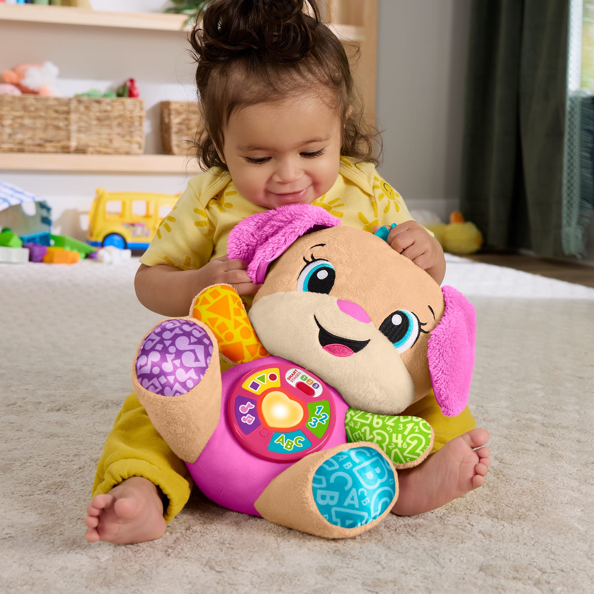 Fisher-Price Eğlen Ve Öğren Yaşa Göre Gelişim Köpekçiğin Kız Kardeşi Pembe, Birden Fazla Dil Desteğine Sahip Müzikli, Eğitici, Pelüş Bebek Oyuncağı - Image 2