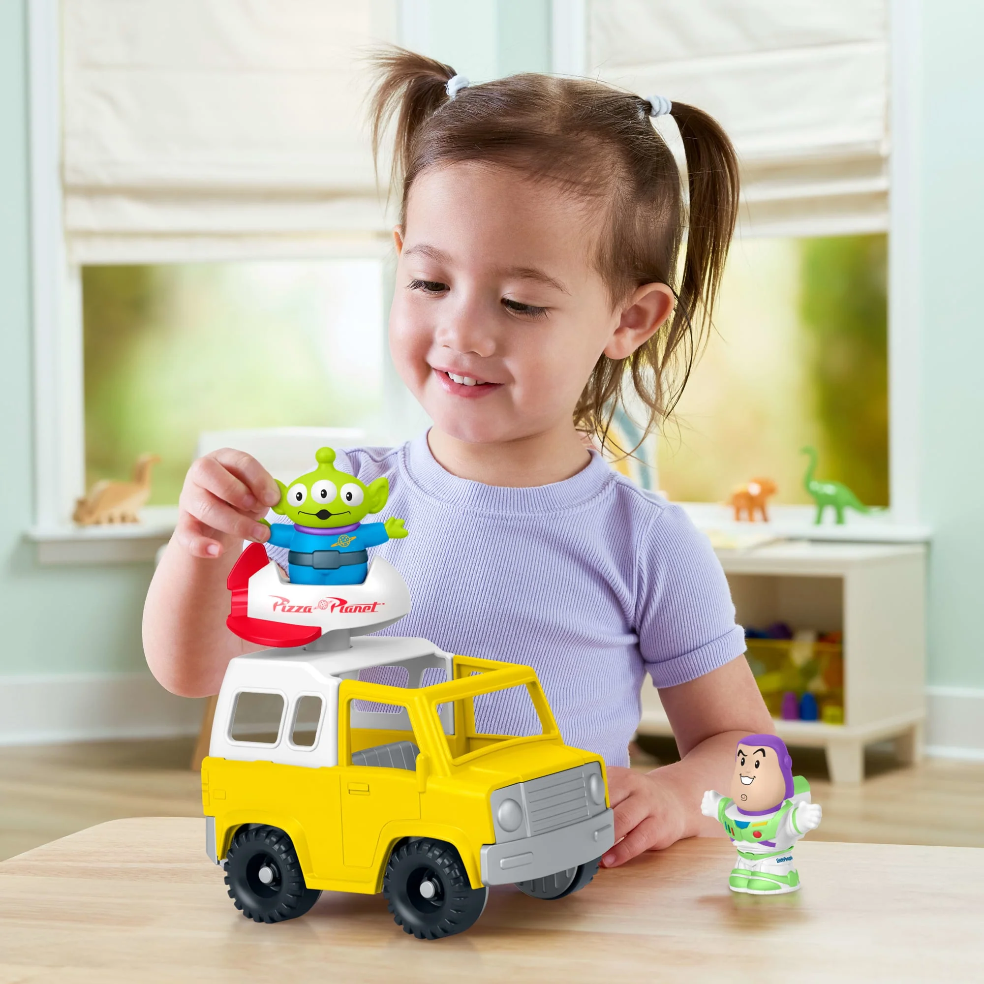 Fisher-Price Little People Disney & Pixar Toy Story Pizza Planet Truck & Buzz Lightyear Toy - Image 2