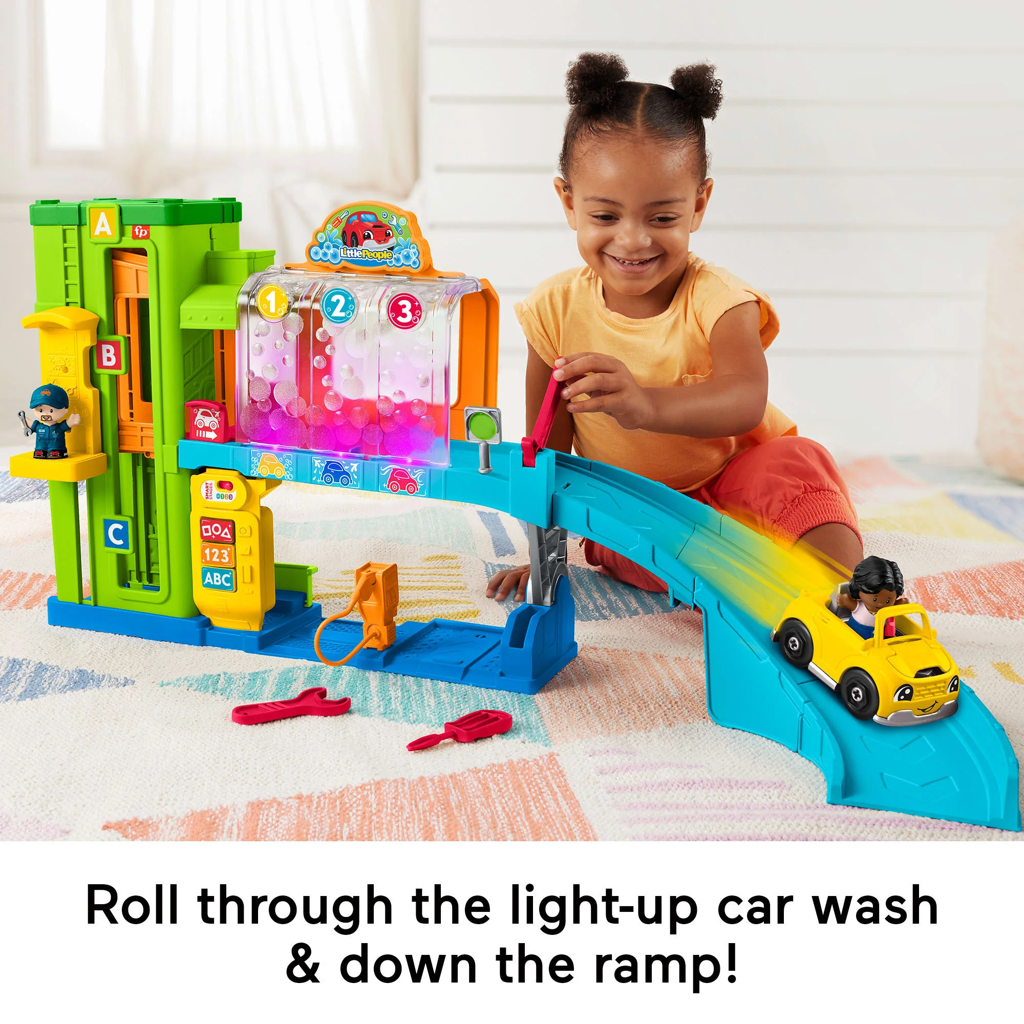 Fisher-Price Little People Light-Up Learning Garage - Image 4
