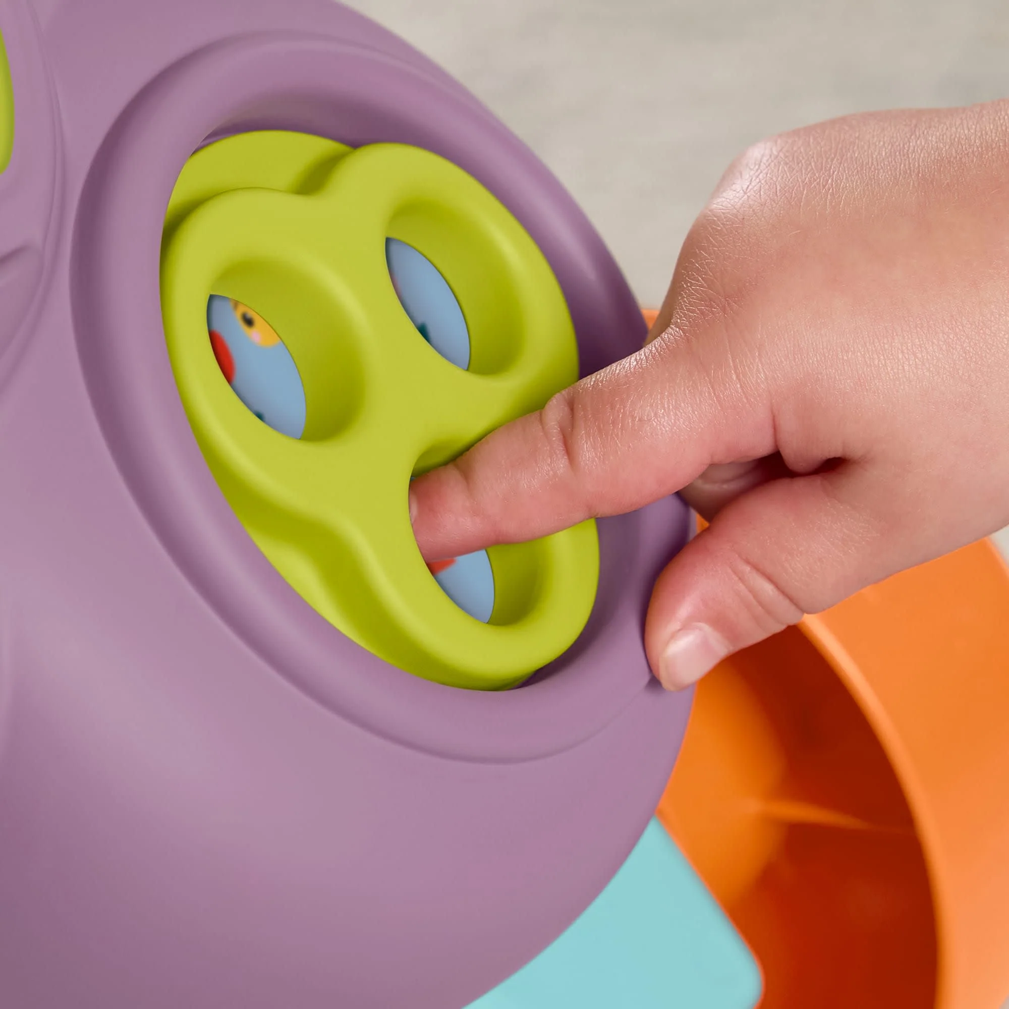 Fisher-Price Scimmietta Viola Primi Passi, Giocattolo Per L'Apprendimento Per Neonati Con Musica E Luci, Versione Italiana - Image 4