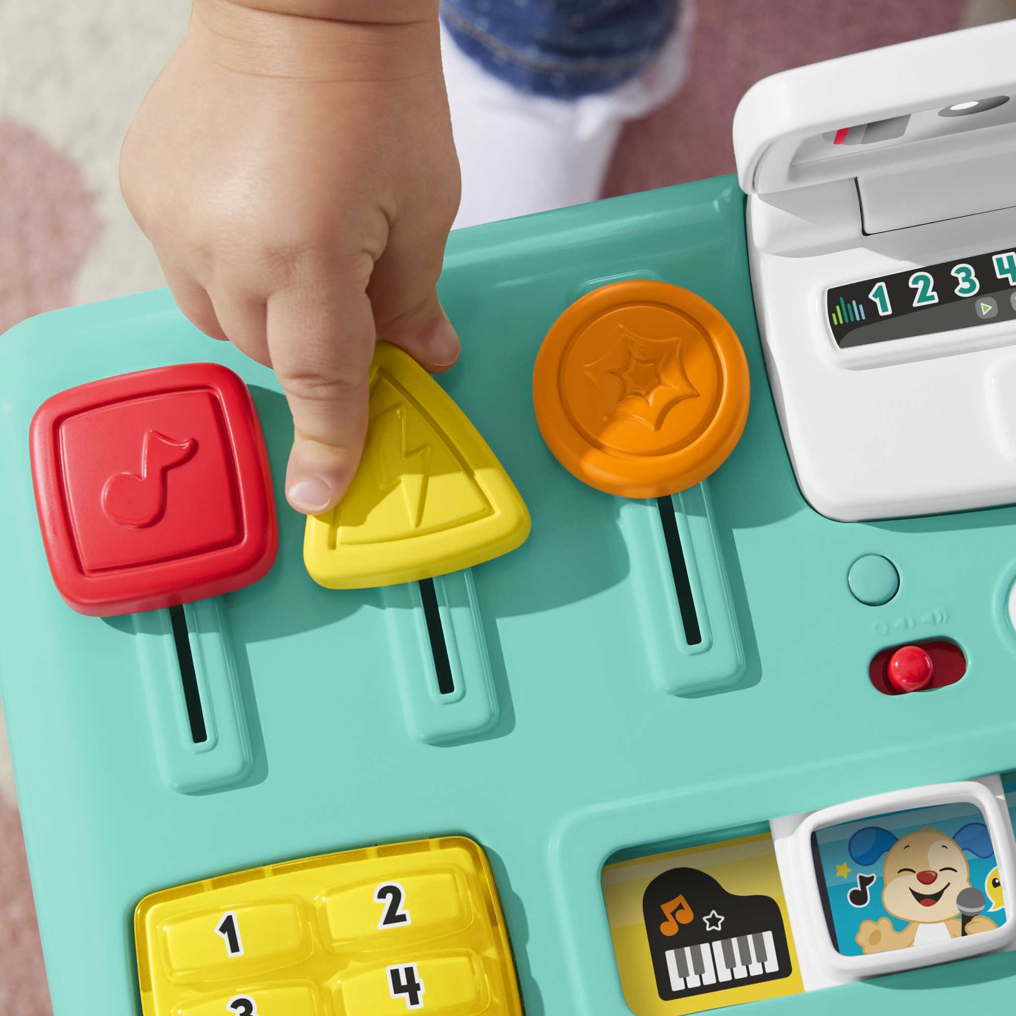 Fisher-Price „Ucz się i śmiej!” Muzyczny Stolik DJ-a Poziomy Nauki Zabawka edukacyjna dla dzieci Polska wersja językowa - Image 5