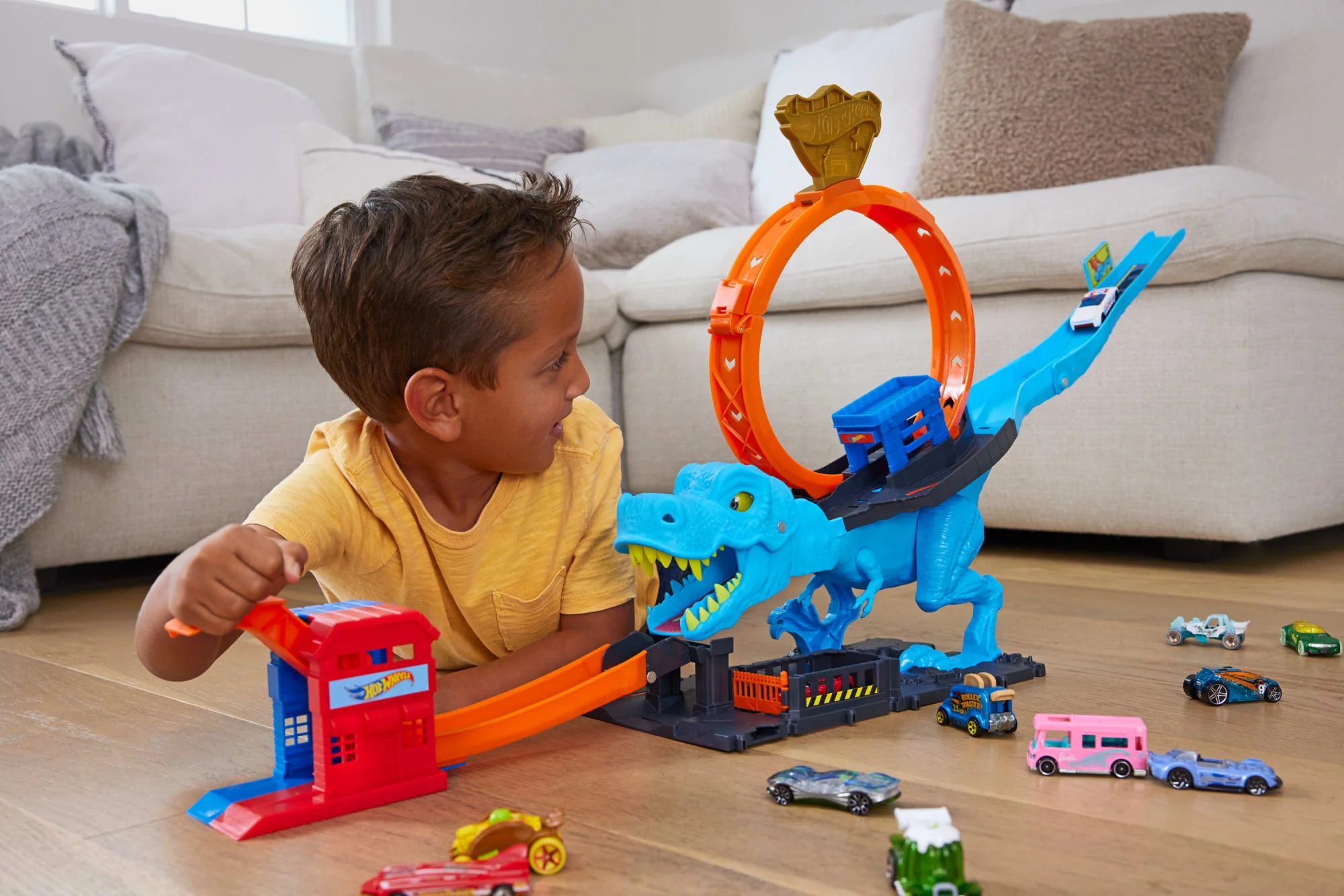 Hot Wheels City Sfreccia Sul T-Rex, Pista Con 1 Macchinina, Loop Con T-Rex, Playset Acrobatico - Image 2