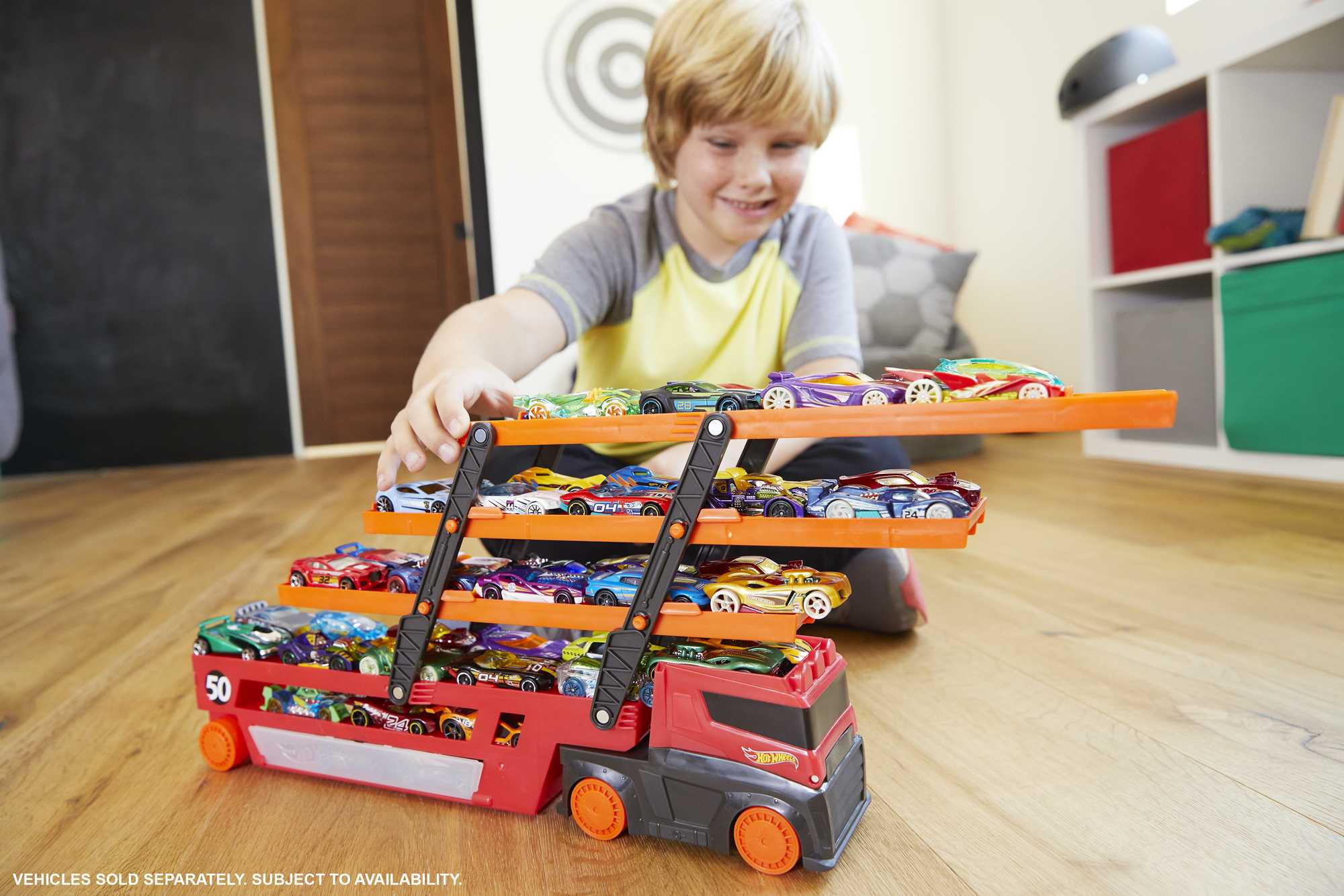 Hot Wheels Mega Hauler - Image 2