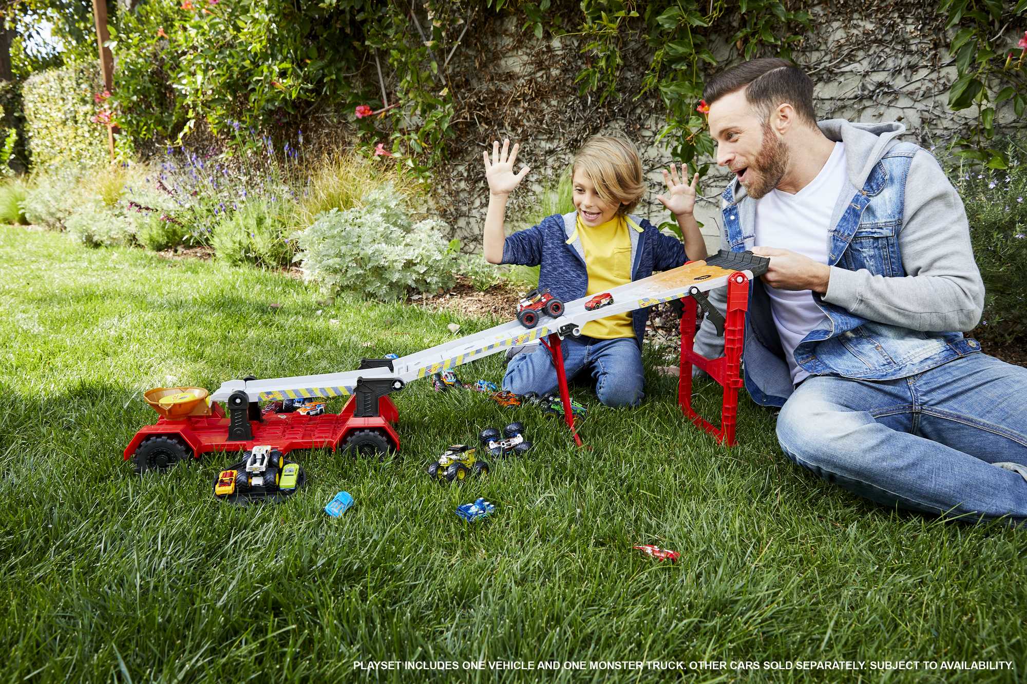 Hot Wheels Monster Trucks Downhill Race & Go Playset - Image 2