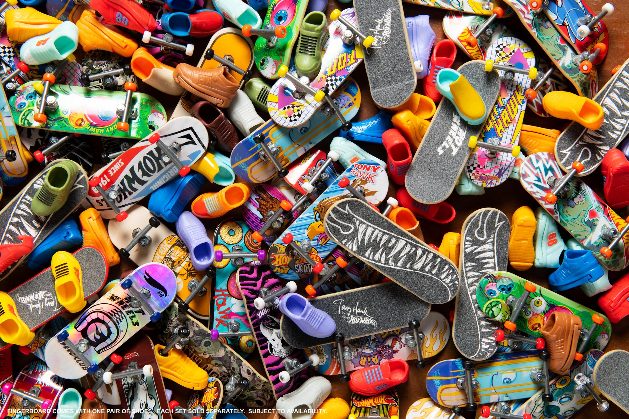 Hot Wheels Skate Multi-Pack Tony Hawk Fingerboard E Scarpine Da Skate (Gli Stili Possono Variare) - Image 6
