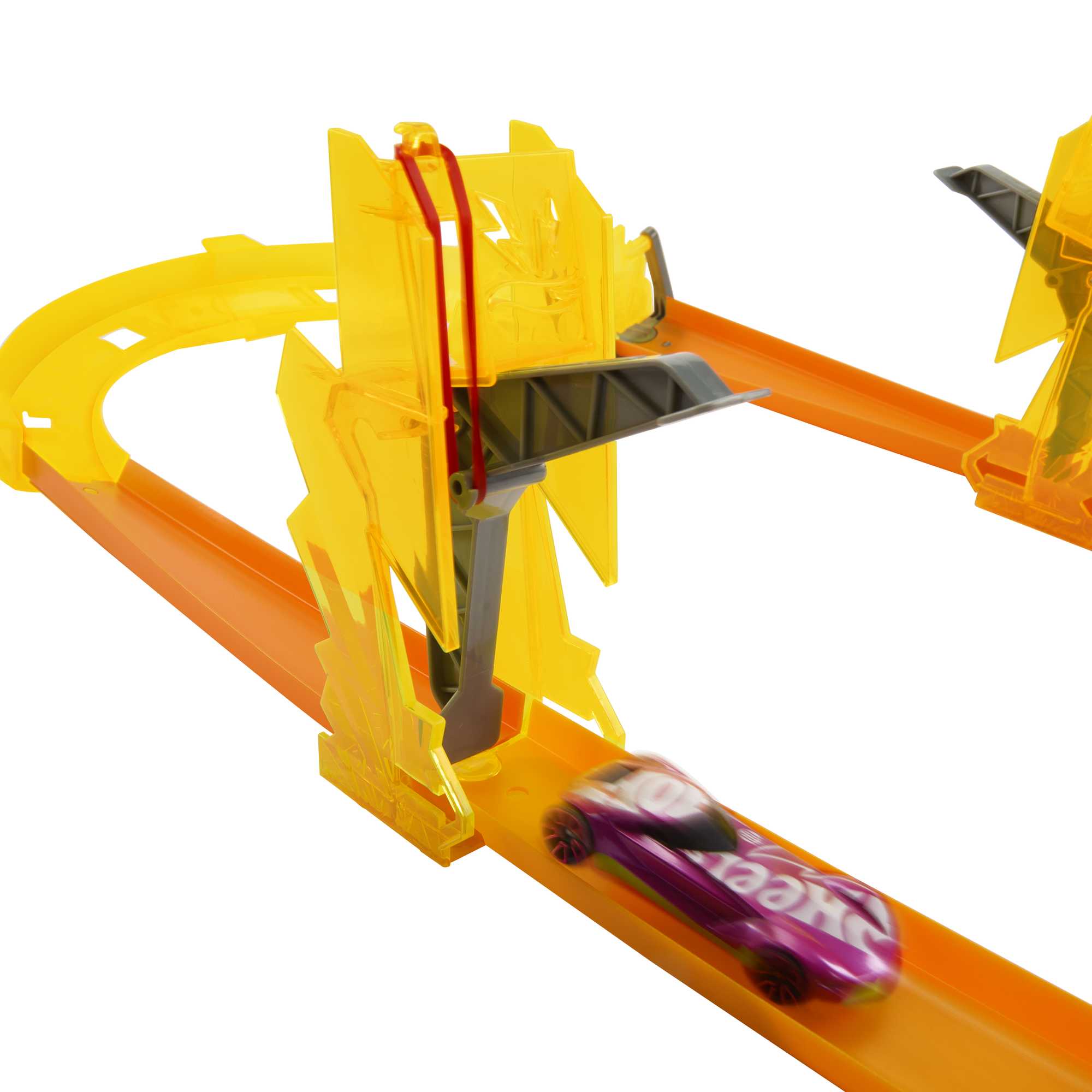 Hot Wheels Track Builder Lightning - Themed Track Set with 1 Toy Car - Image 5