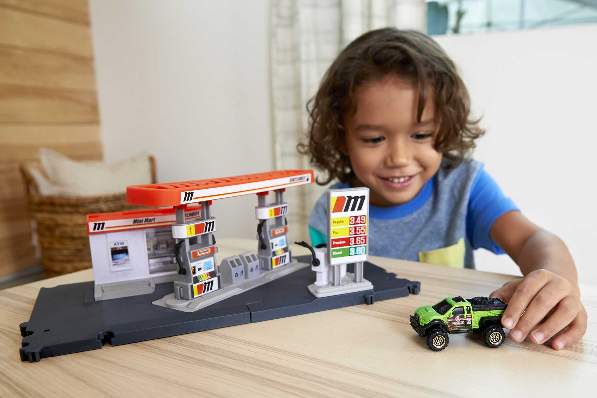 Набор игровой Matchbox Заправочная станция - Image 2