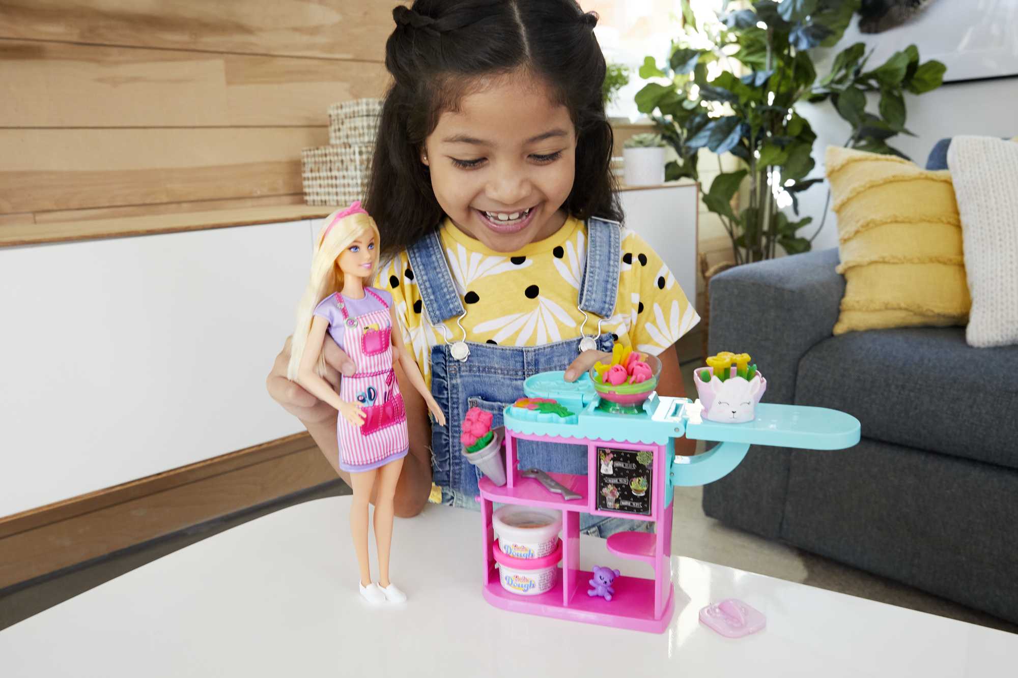 Набор игровой Barbie с куклой-флористом Цветочный магазин - Image 2