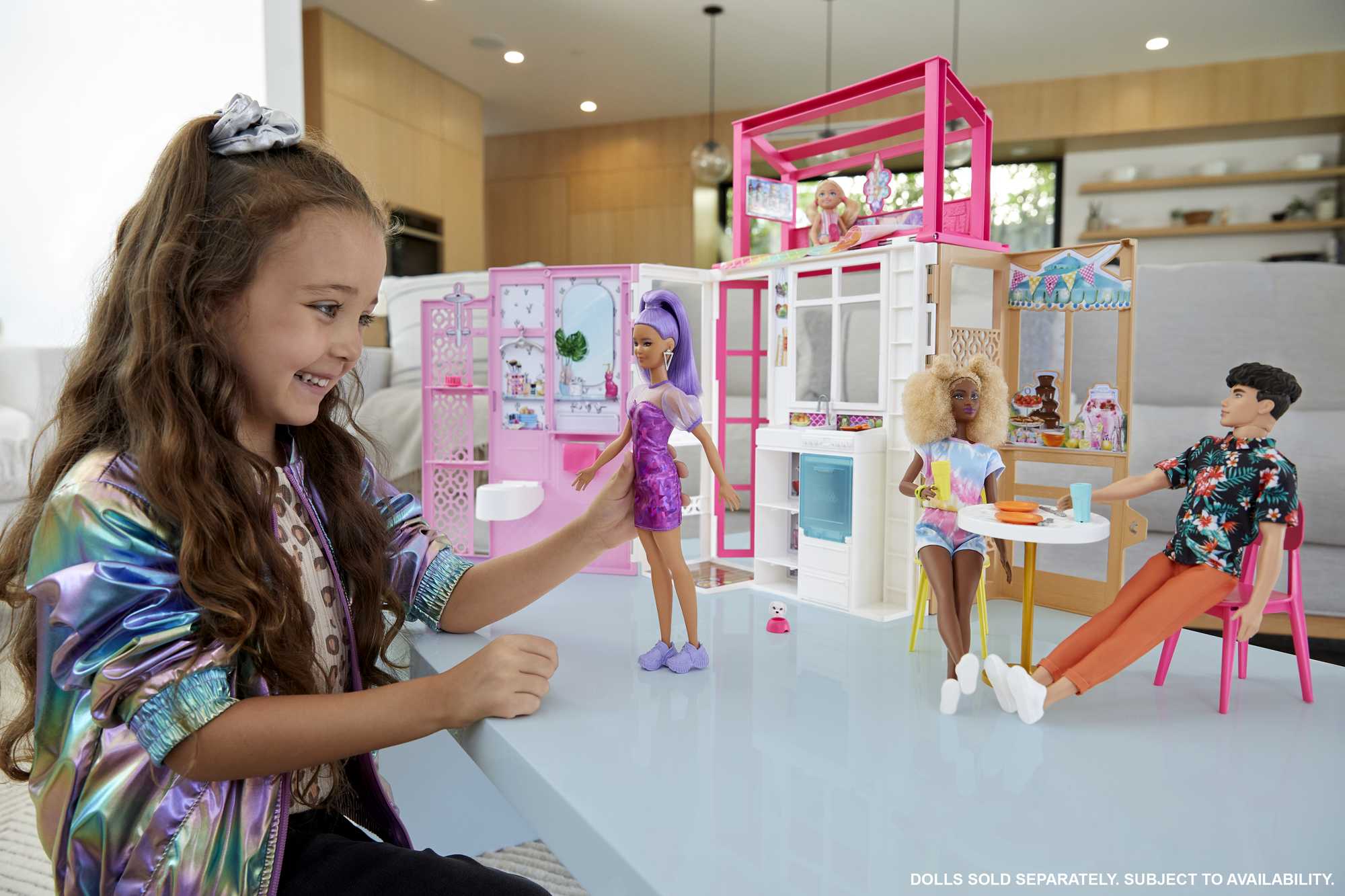 Дом Barbie с мебелью и аксессуарами - Image 2