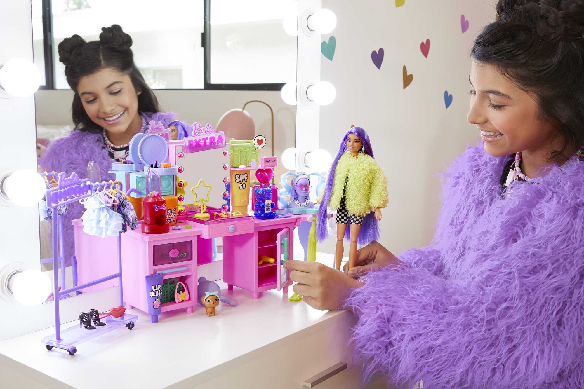 Набор игровой Barbie Экстра Туалетный столик - Image 2