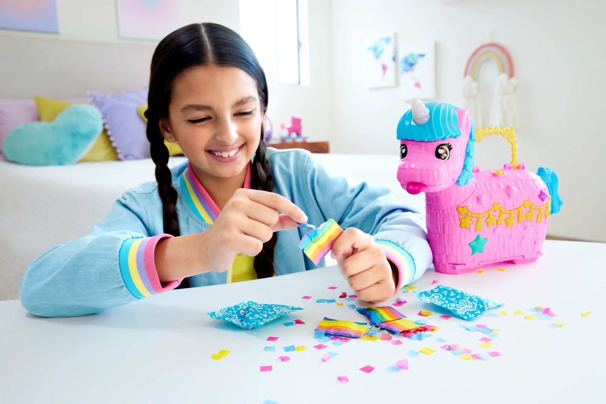 Polly Pocket Festa Unicorno, Playset Con 2 Mini Bambole, Cuccioli E Più Di 25 Accessori A Sorpresa, Festa Di Compleanno Con Giro in Mongolfiera - Image 2