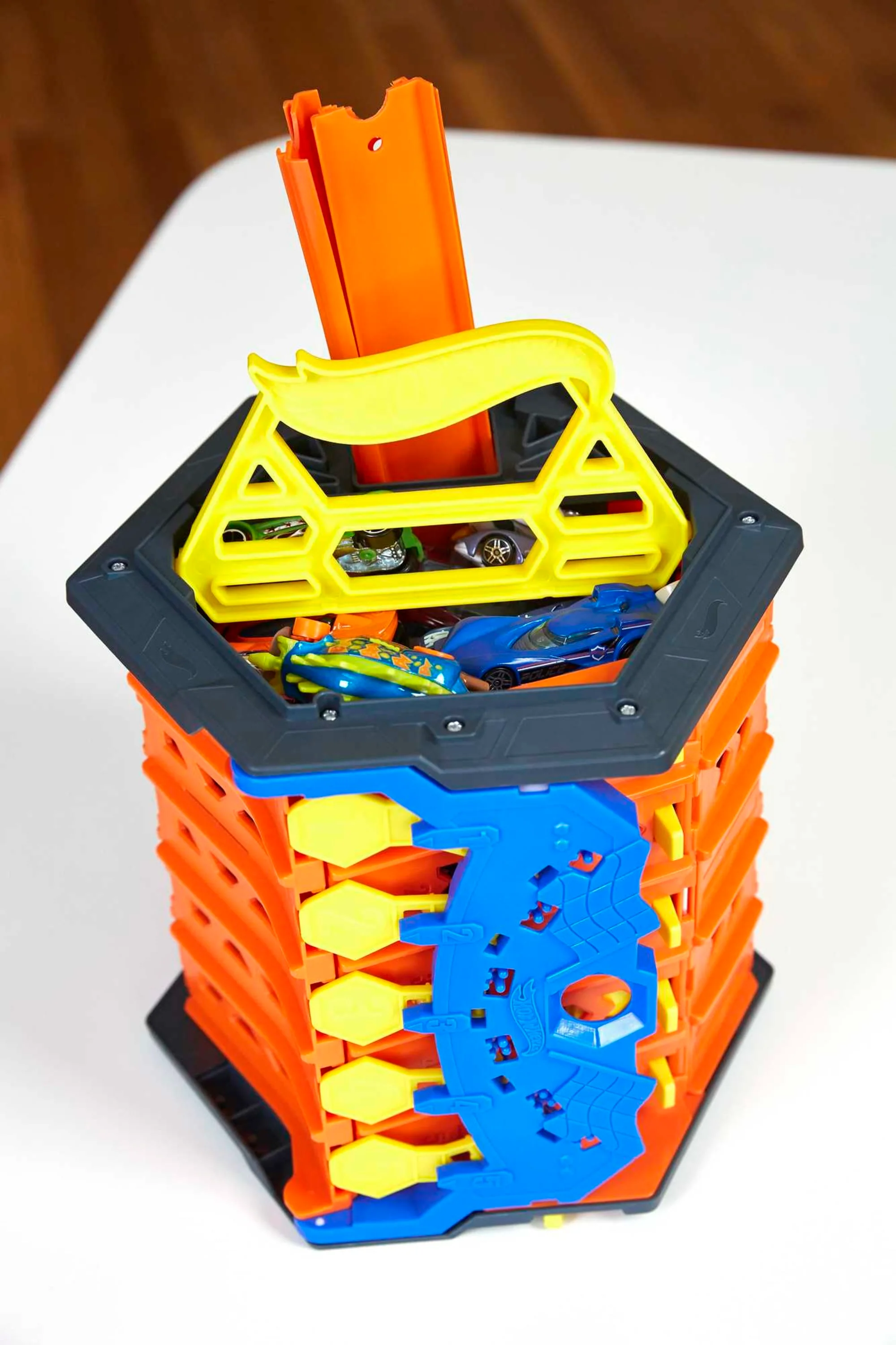 Набор игровой Hot Wheels Экшн Портативный автотрек - Image 4
