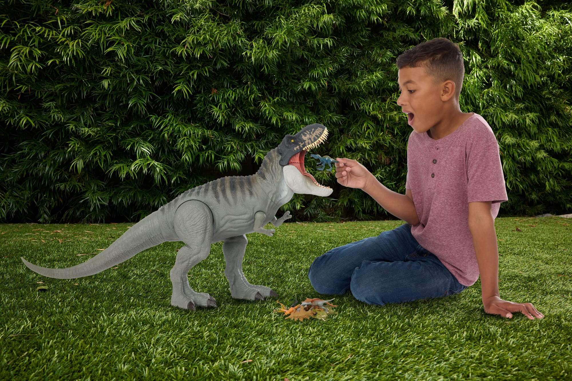 Jurassic World Rebirth Devasa Tyrannosaurus Rex Aksiyon Figürü, Film Kalitesinde T-Rex Dinozor Oyuncağı - Image 2