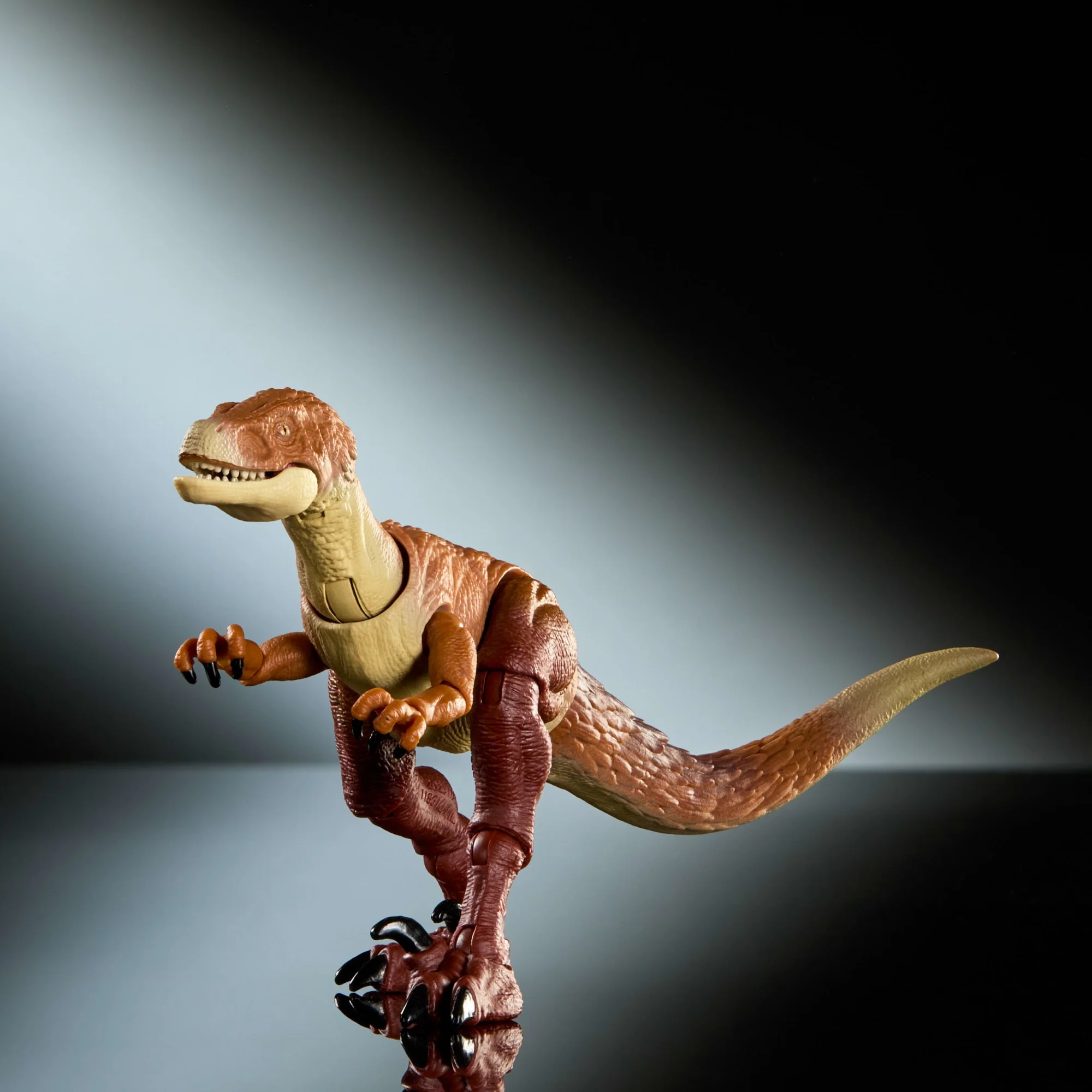 Jurassic World Hammond Collection Ornitholestes Dinosaur Figure, Deluxe Design And 18 Articulations - Image 3