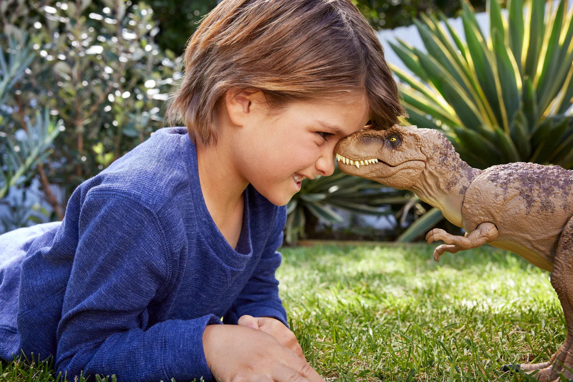 Jurassic World Saldırgan T-Rex Figürü; Dinozor Aksiyon Figürü Oyuncak - Image 2