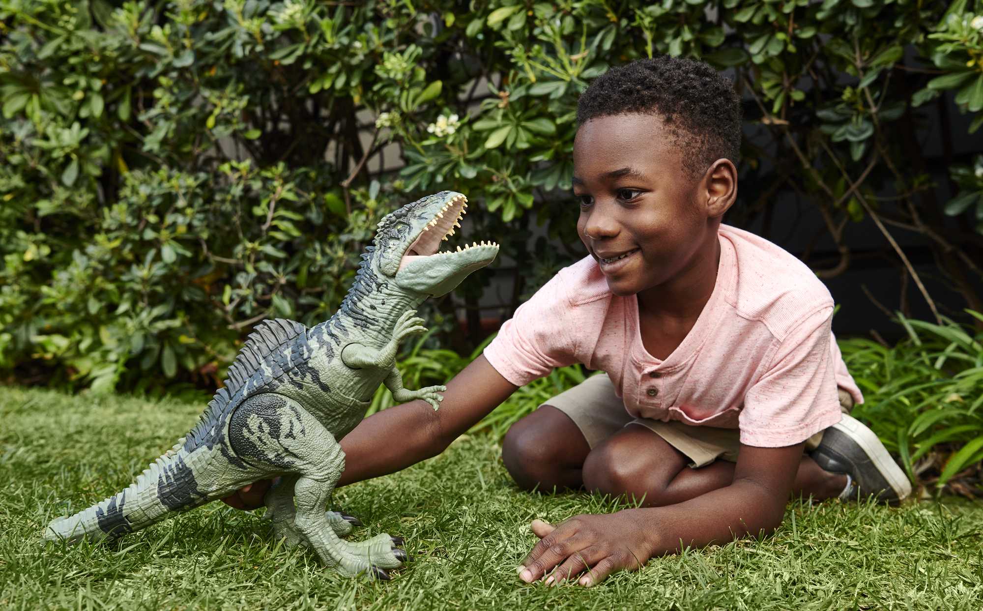 Jurassic World Strike 'N Roar Giant Dino - Image 2