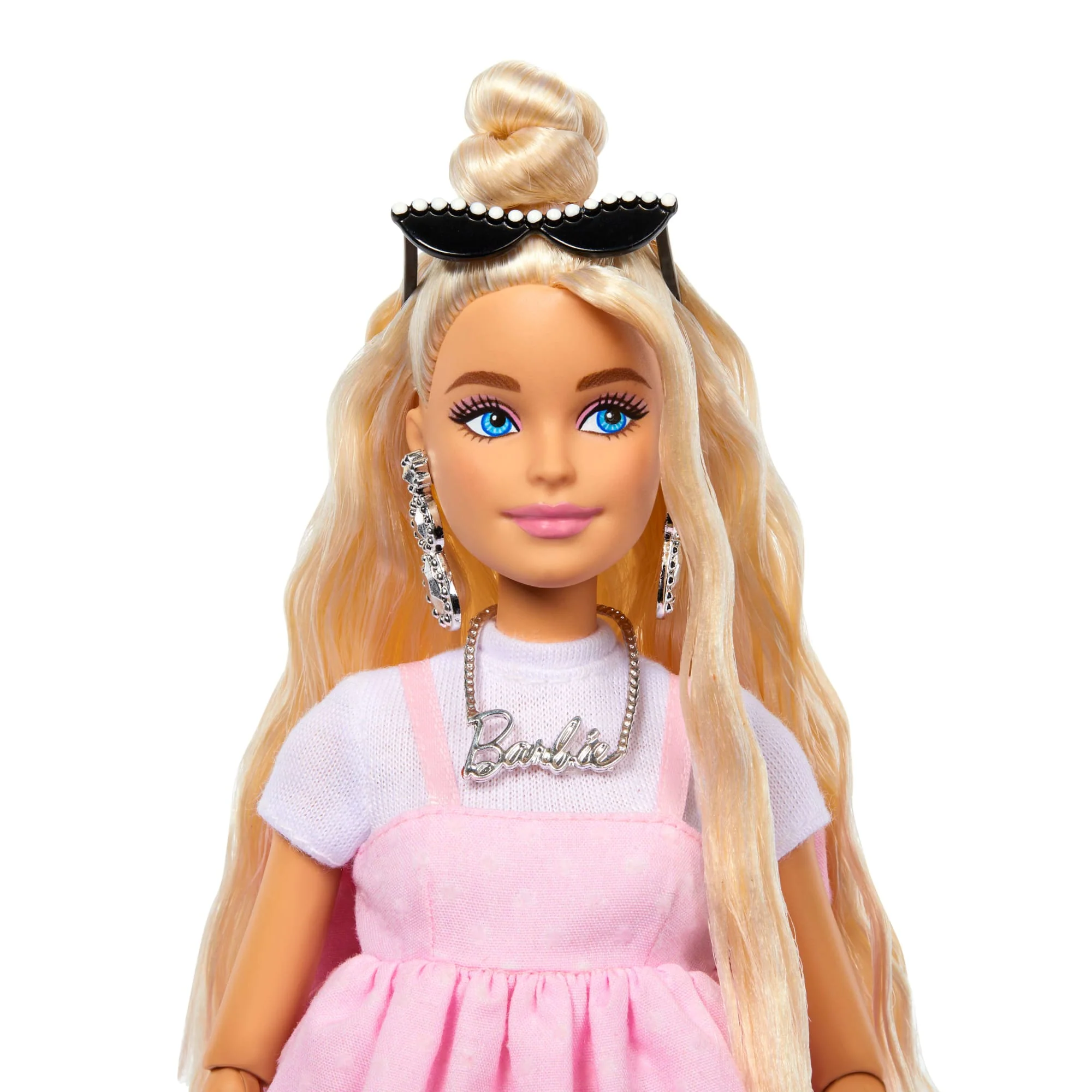 Klasik Barbie Tarzındaki Büyük Fiyonklu Pastel Pembe Elbisesiyle Sarı Saçlı Barbie Stil İkonu Bebek (3) - Image 4