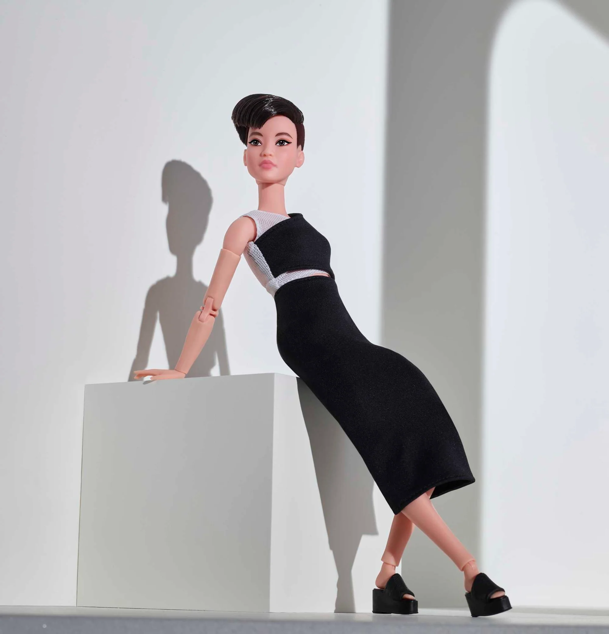 Кукла Barbie из серии Looks Азиатка - Image 2