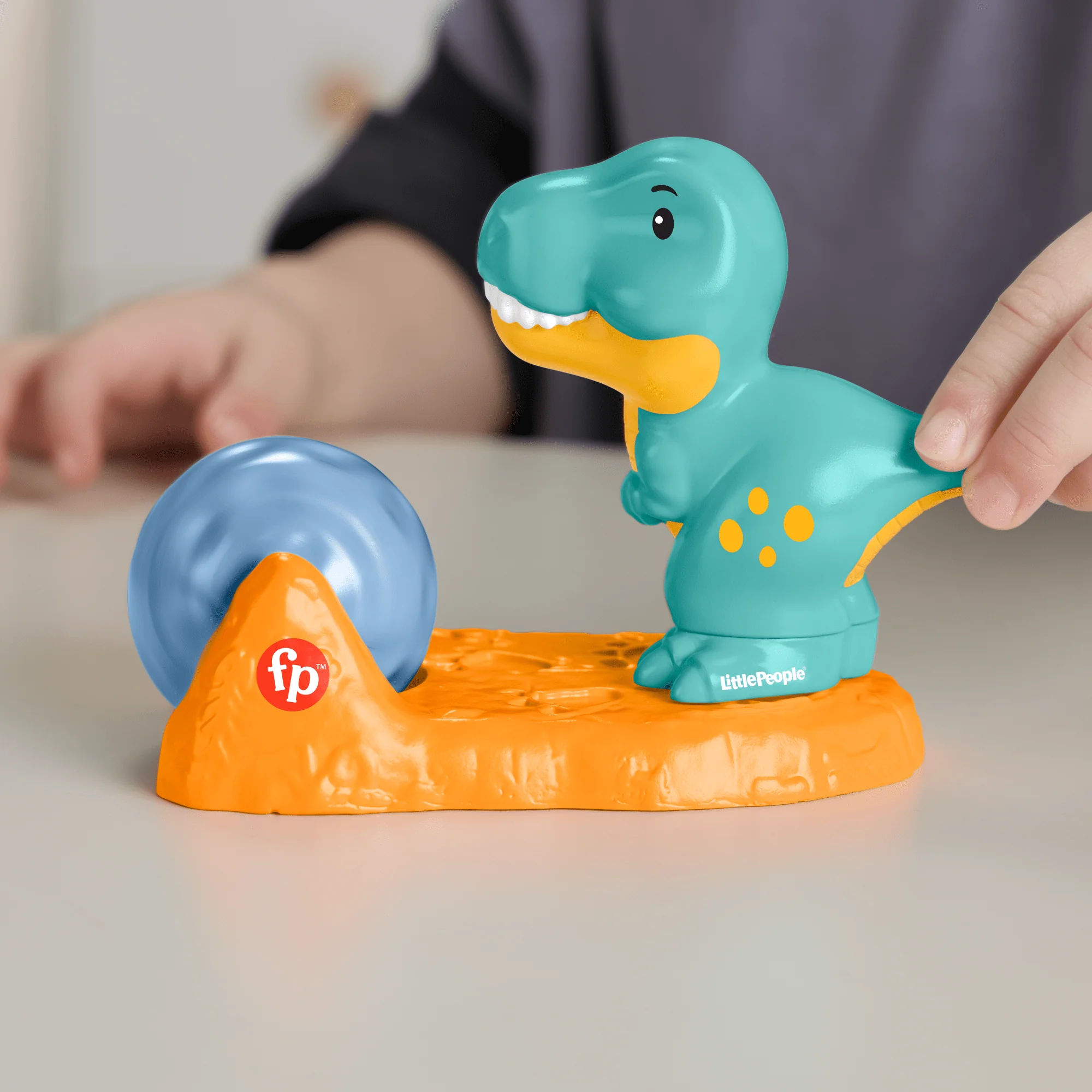 Fisher-Price Little People Kleinkindspielzeug, Meine Ersten Dinos, 4-Teilig - Image 3