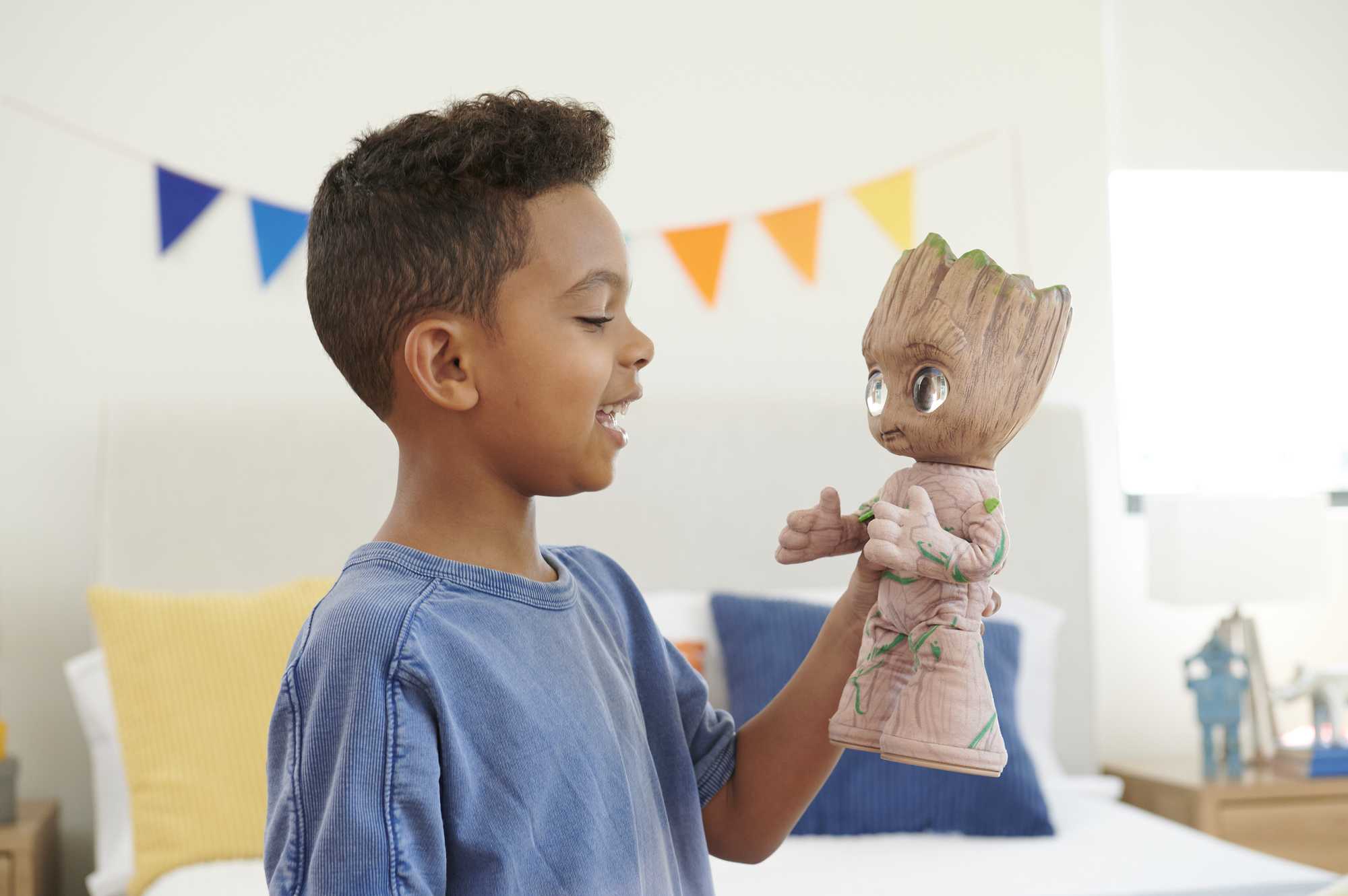 Marvel I Am Groot Groovin' Groot Feature Plush - Image 2