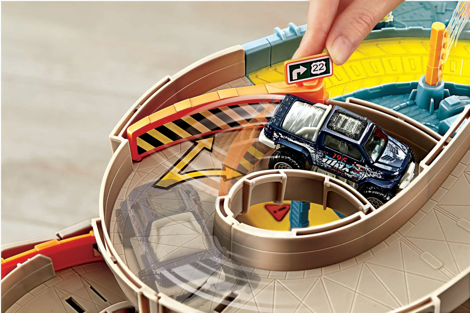 Matchbox 4-Level Garage - Image 5